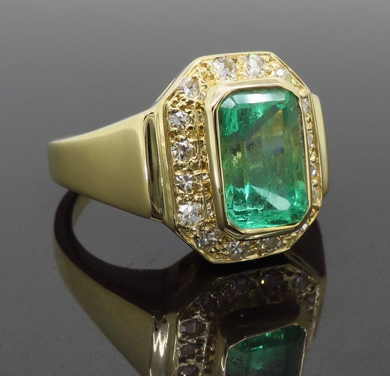 18 Karat Yellow Gold Diamond and Emerald Ring For Sale at 1stDibs