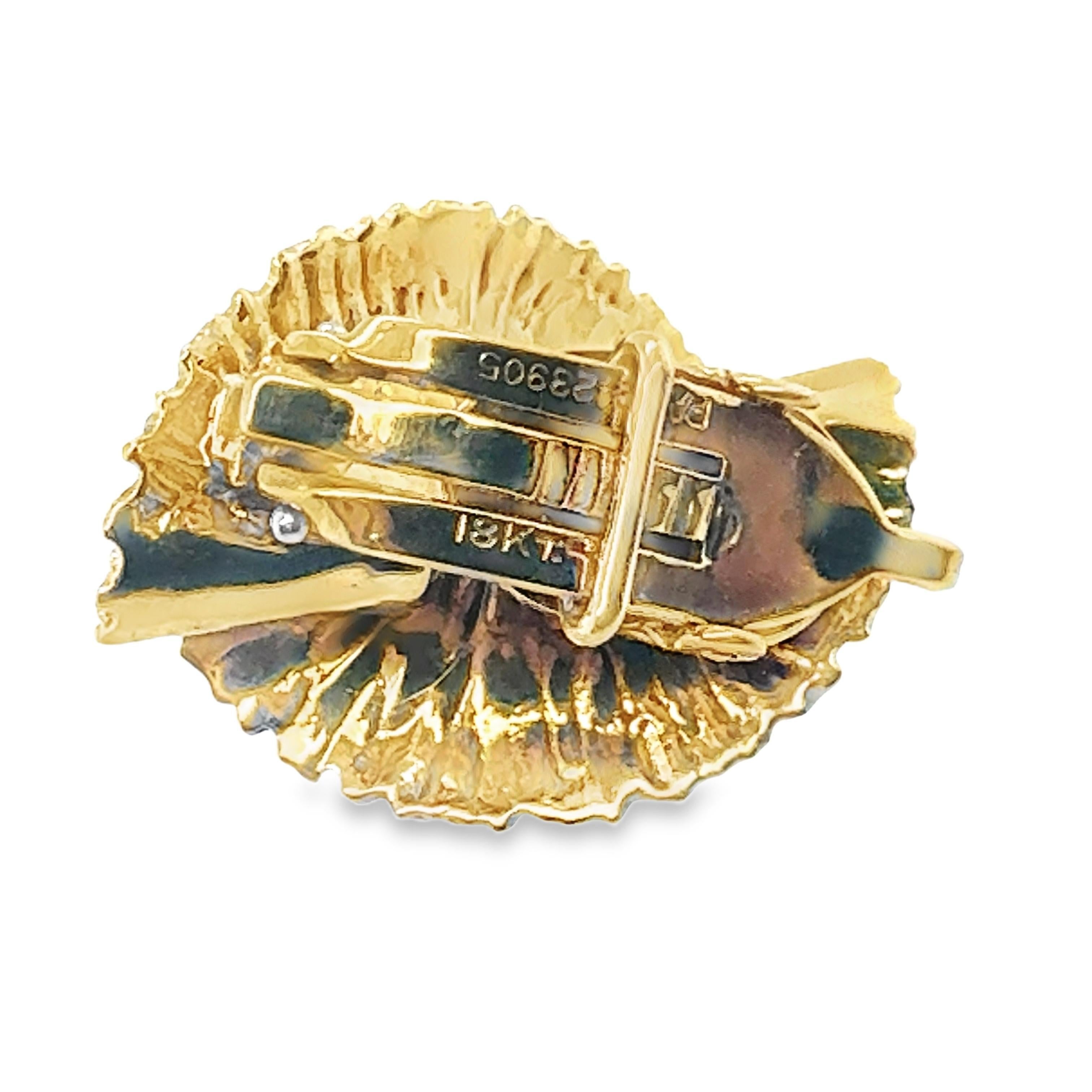 Taille brillant Boucles d'oreilles en or jaune 18k avec motif d'éventail en diamant en vente