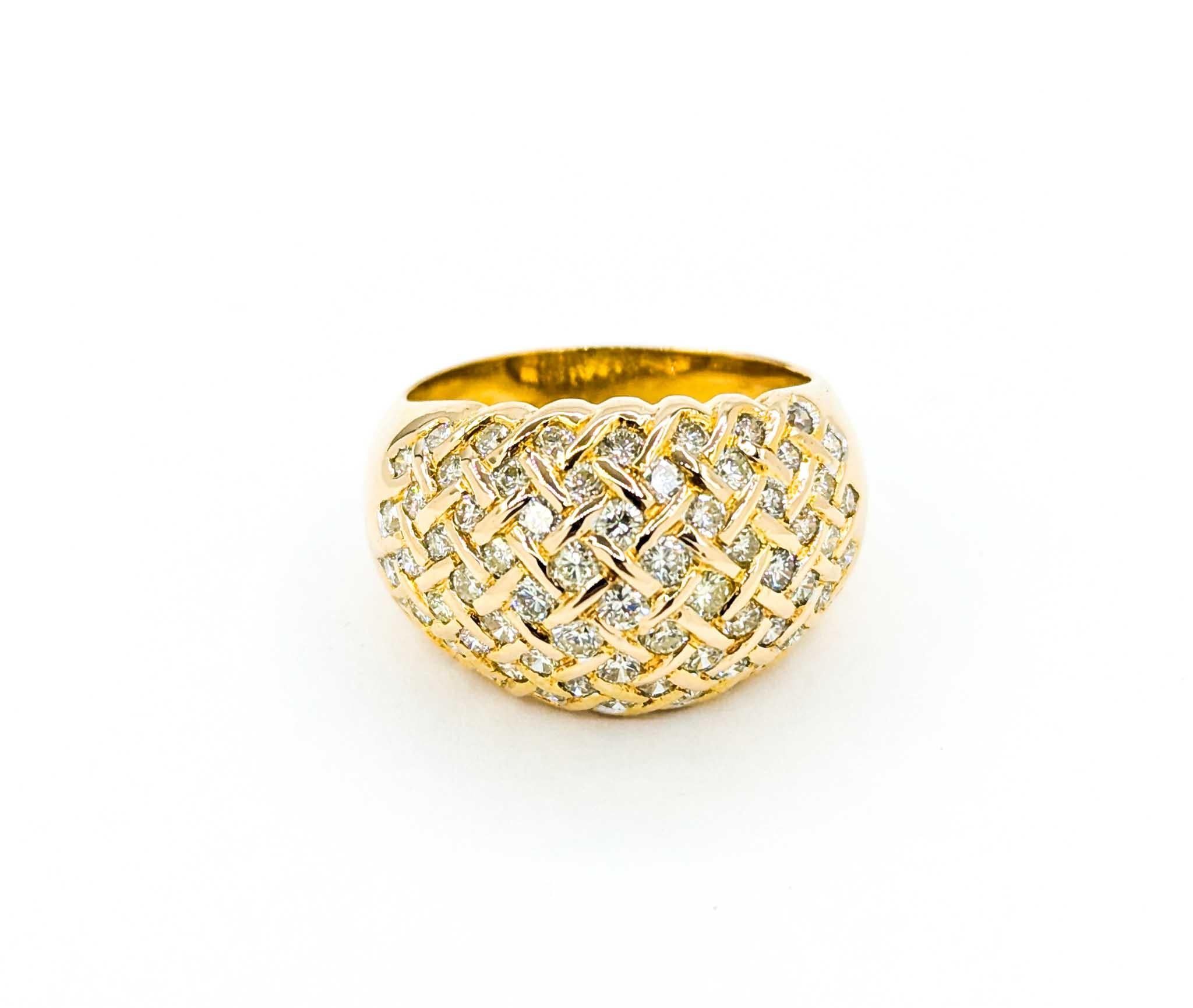 Anello moda con diamante in oro giallo 18 carati in vendita 3