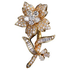 18k Yellow Gold Diamond Flower Brooch