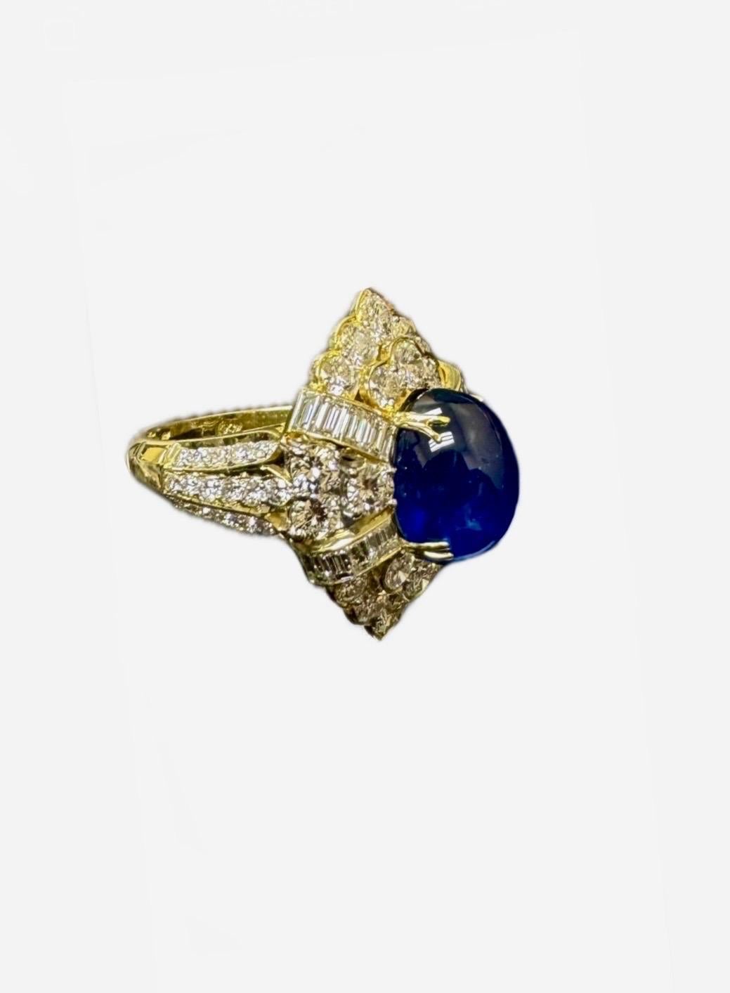 18K Yellow Gold Diamond GIA Certified 7.83 Carat Cabochon Blue Sapphire Ring For Sale 5