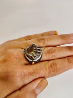 18 Karat Yellow Gold, Diamond Hamsa Agate Ring