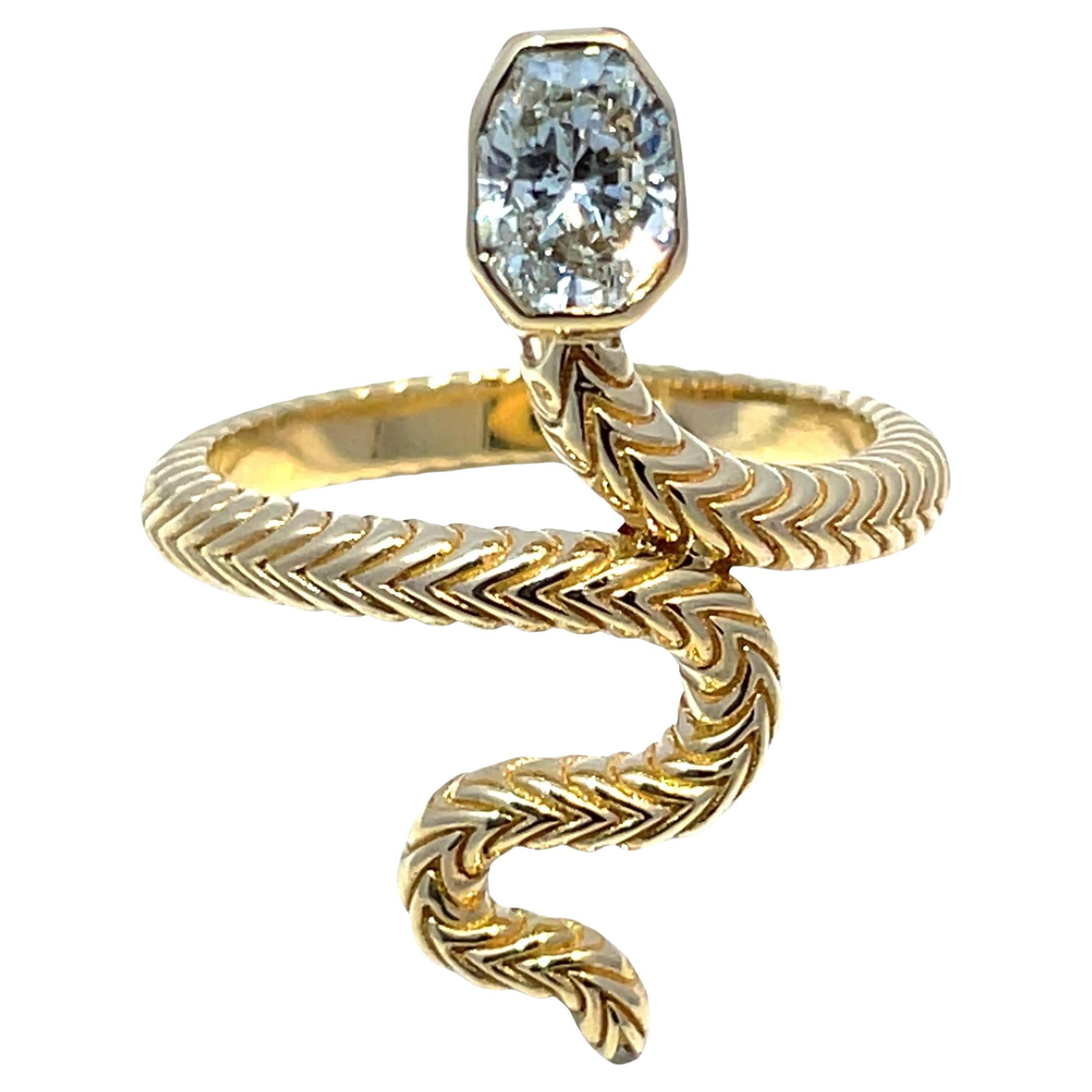 18K Yellow Gold Diamond Head Snake Ring