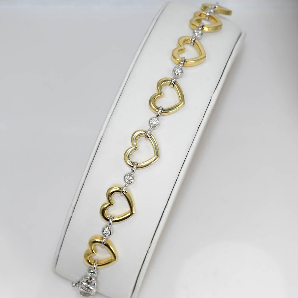 Taille brillant Bracelet en forme de cœur en or jaune 18 carats avec diamants de 0,60TDW, 26,4 g en vente