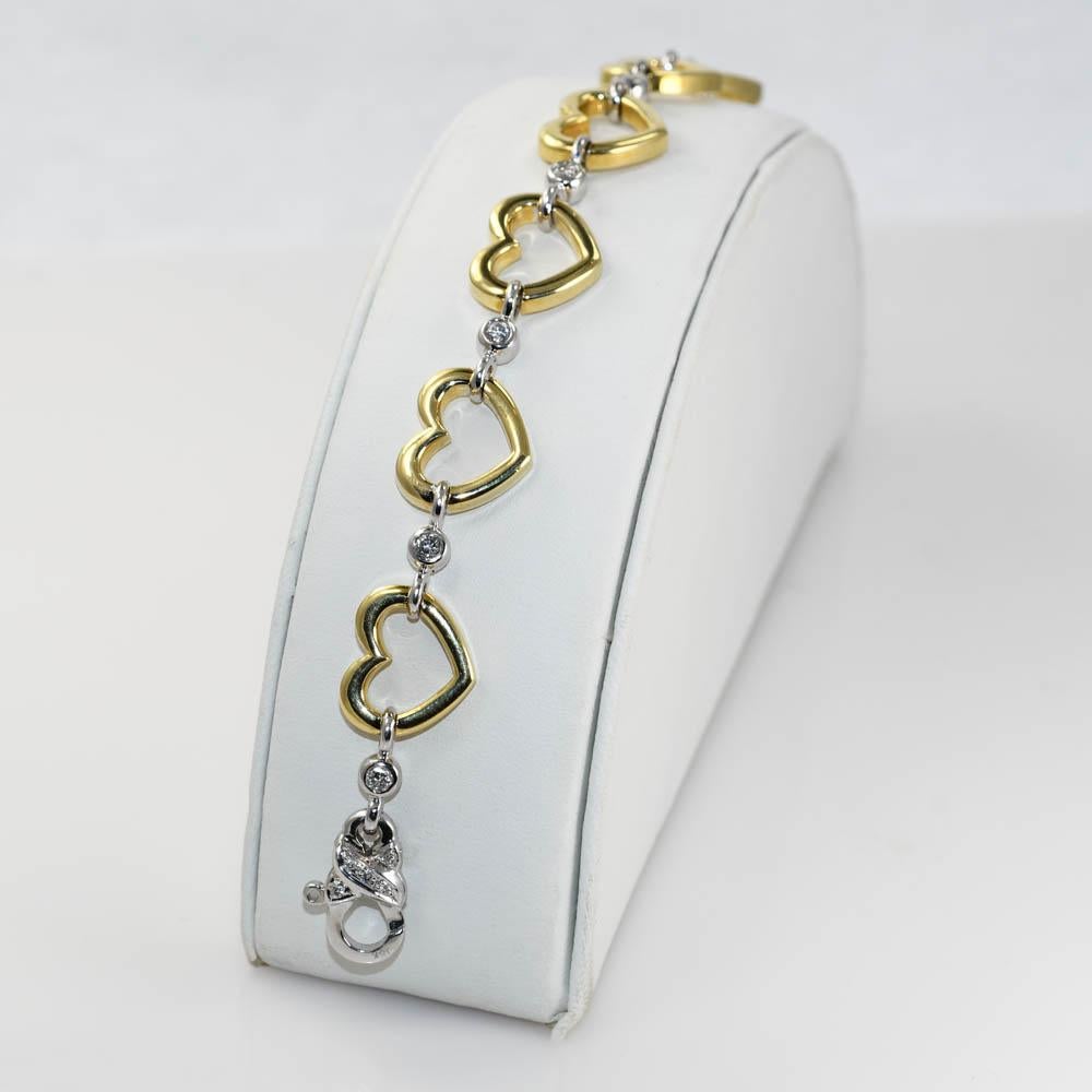 18K Yellow Gold Diamond Heart Bracelet .60TDW, 26.4g In Excellent Condition For Sale In Laguna Beach, CA