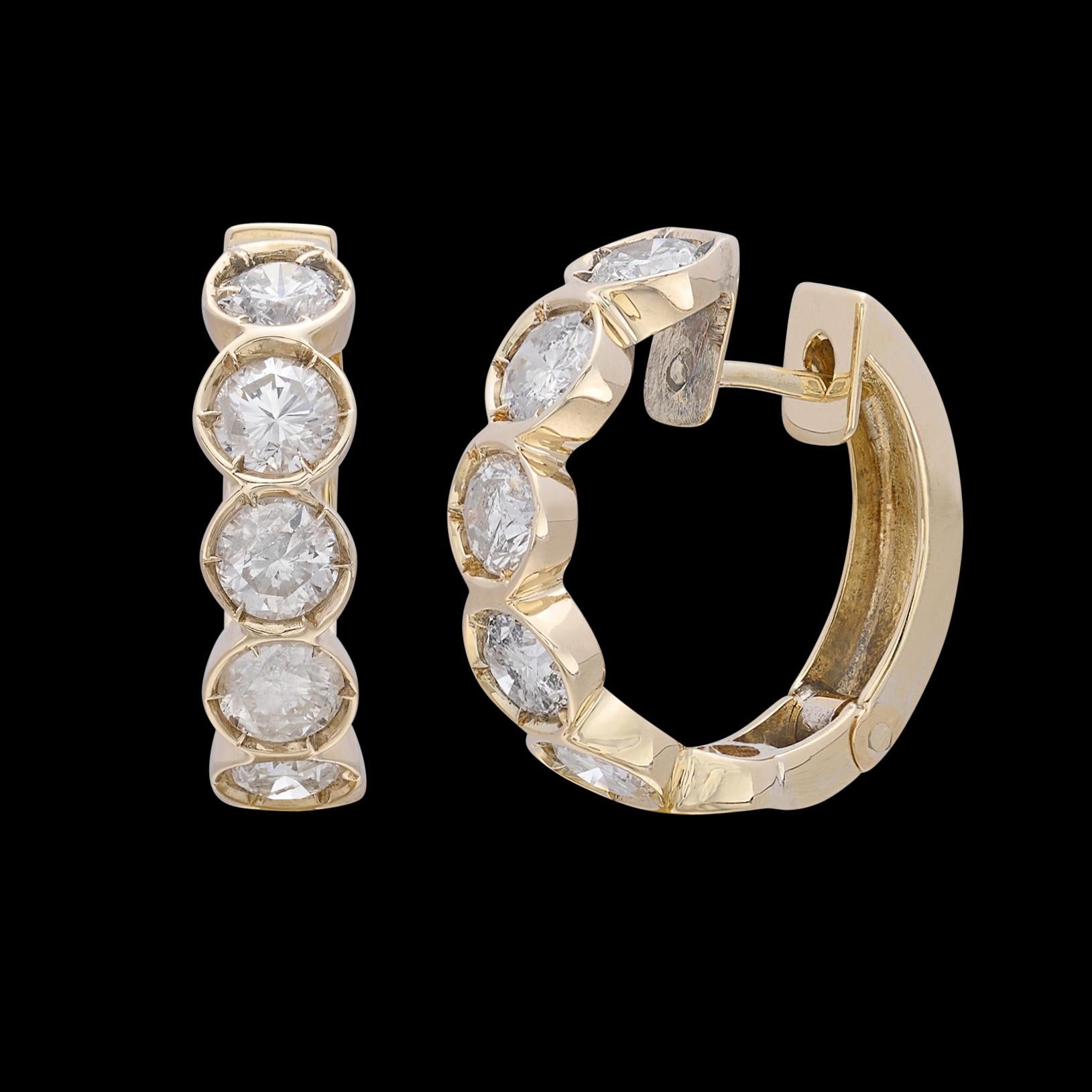 18k Yellow Gold Diamond Hoop Earrings In Excellent Condition In San Francisco, CA