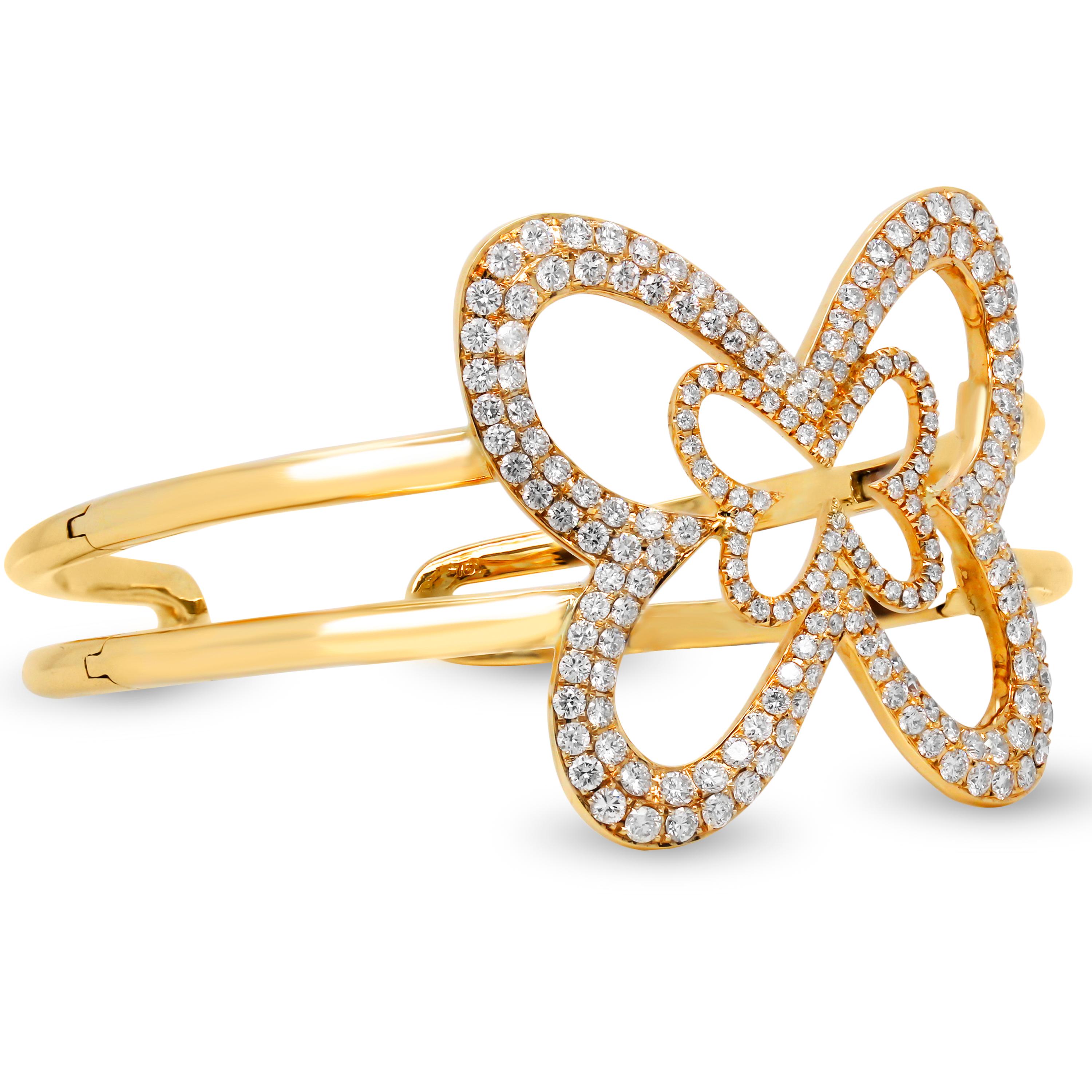 18K Yellow Gold Diamond Large Butterfly Bangle Bracelet

This fun bracelet features a large butterfly with a smaller butterfly in the center.

3.30 carat G color, VS clarity diamonds total weight

Butterfly is 1.35 inch from top to bottom. 0.47 inch