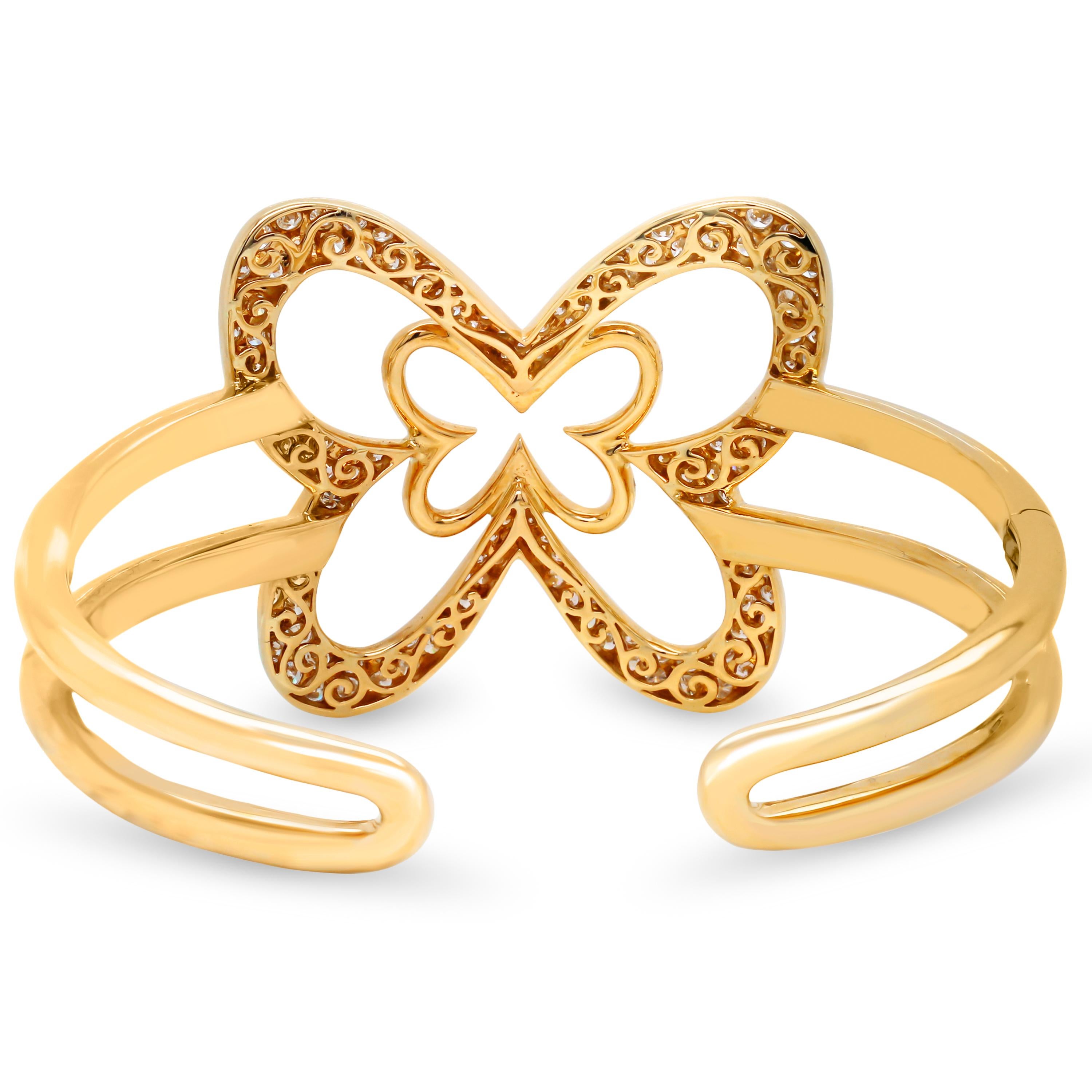 Contemporary 18 Karat Yellow Gold Diamond Large Butterfly Cuff Bangle Bracelet