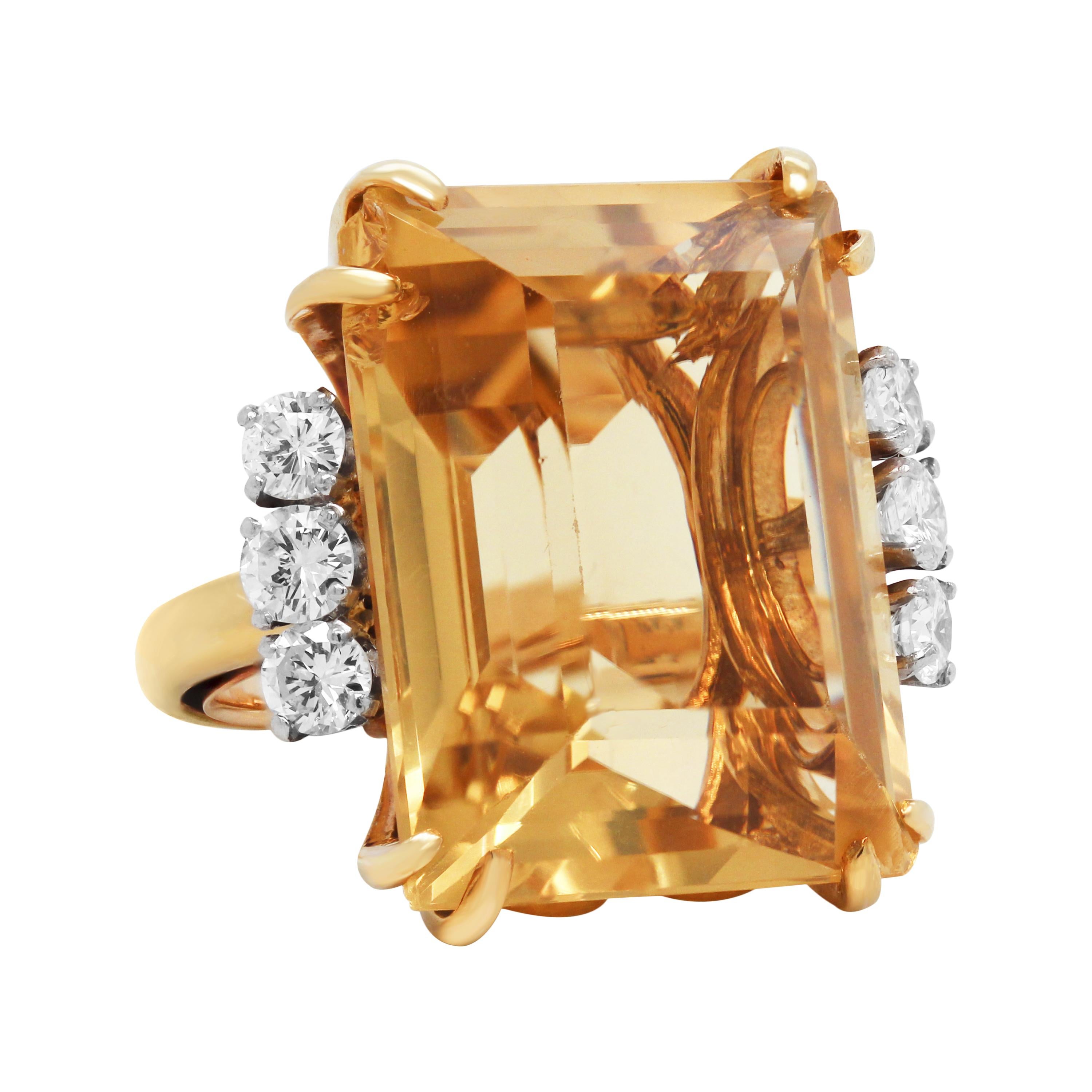 18 Karat Yellow Gold Diamond Large Emerald Cut Citrine Cocktail Ring In Excellent Condition In Boca Raton, FL