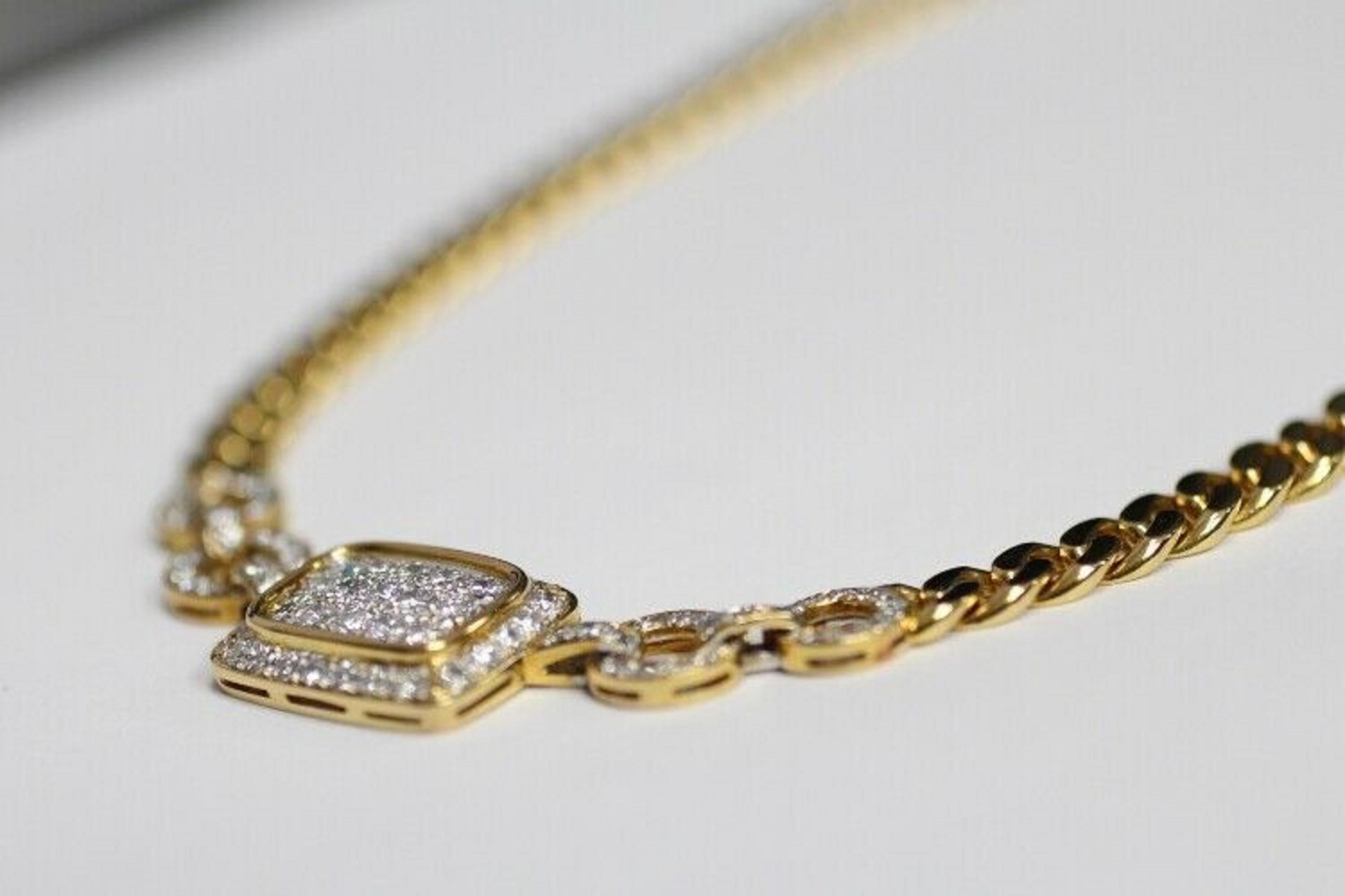 Round Cut 18 Karat Yellow Gold Diamond Link Necklace with 3.50 Carat in Diamonds
