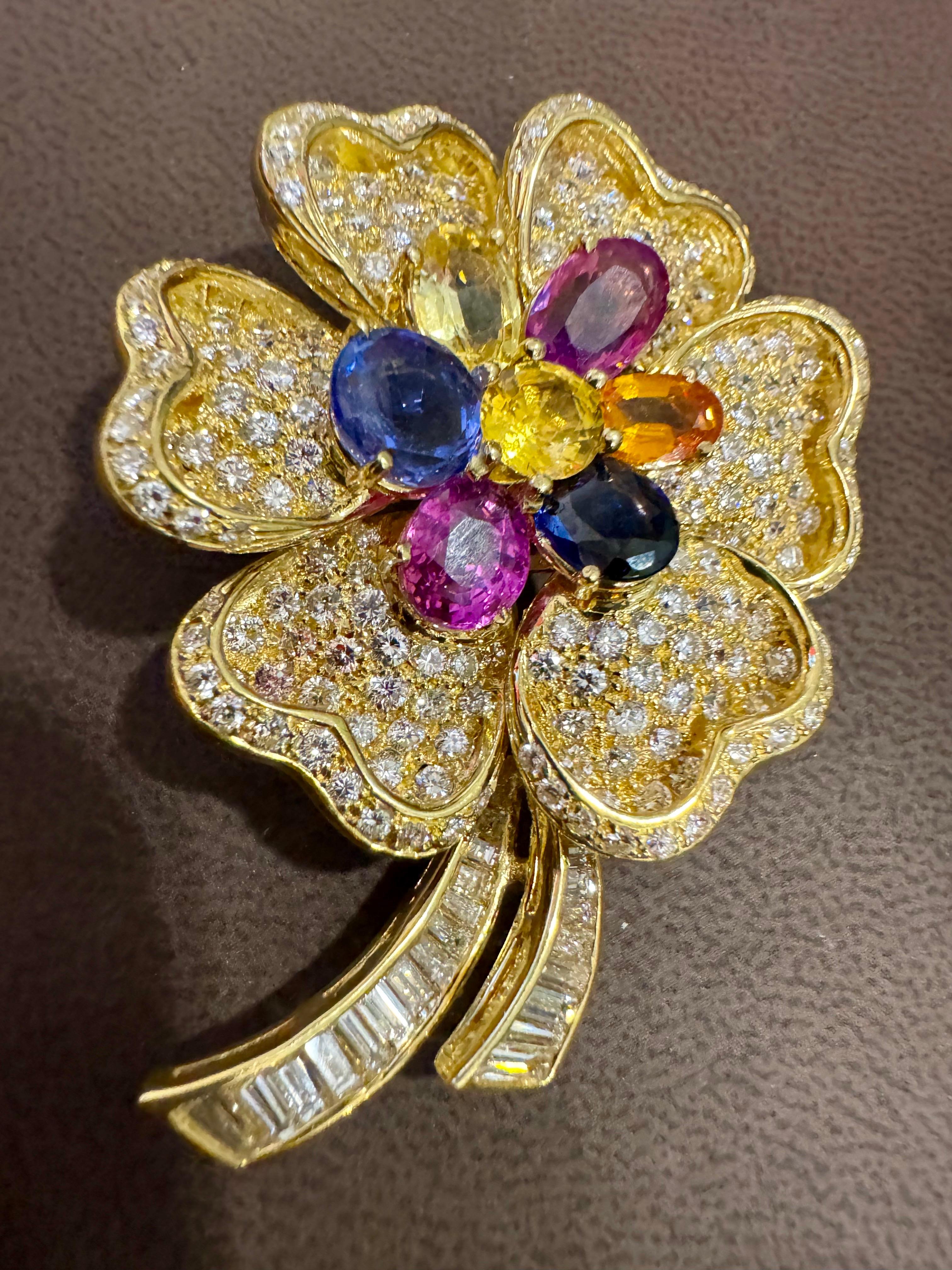 18K Yellow Gold Diamond Multicolor Sapphire Flower Brooch/pin by Designer Adler For Sale 2
