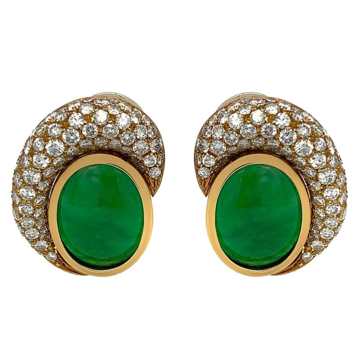 18 Karat Yellow Gold Diamond Natural Jade Jadeite Clip-On Earrings For Sale
