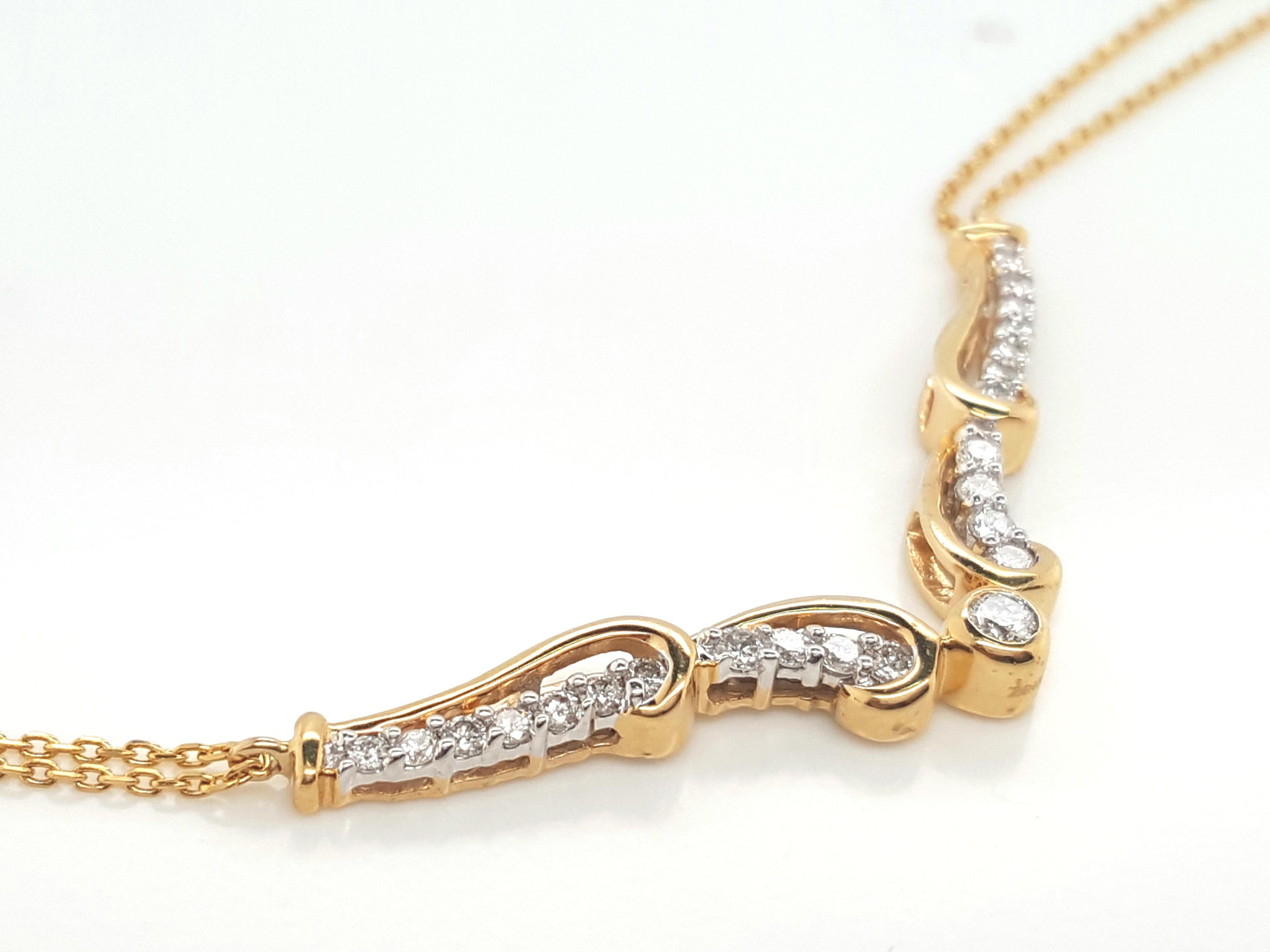 Round Cut 18 Karat Yellow Gold Diamond Necklace with Double Chain For Sale