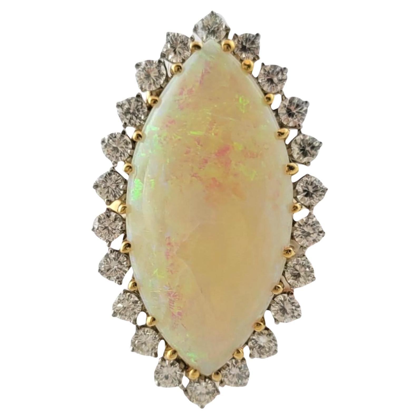 18 Karat Gelbgold Diamant & Opal Halo Stil Ring Größe 7,5 #16942
