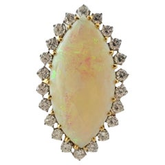 18K Yellow Gold Diamond & Opal Halo Style Ring Size 7.5 #16942
