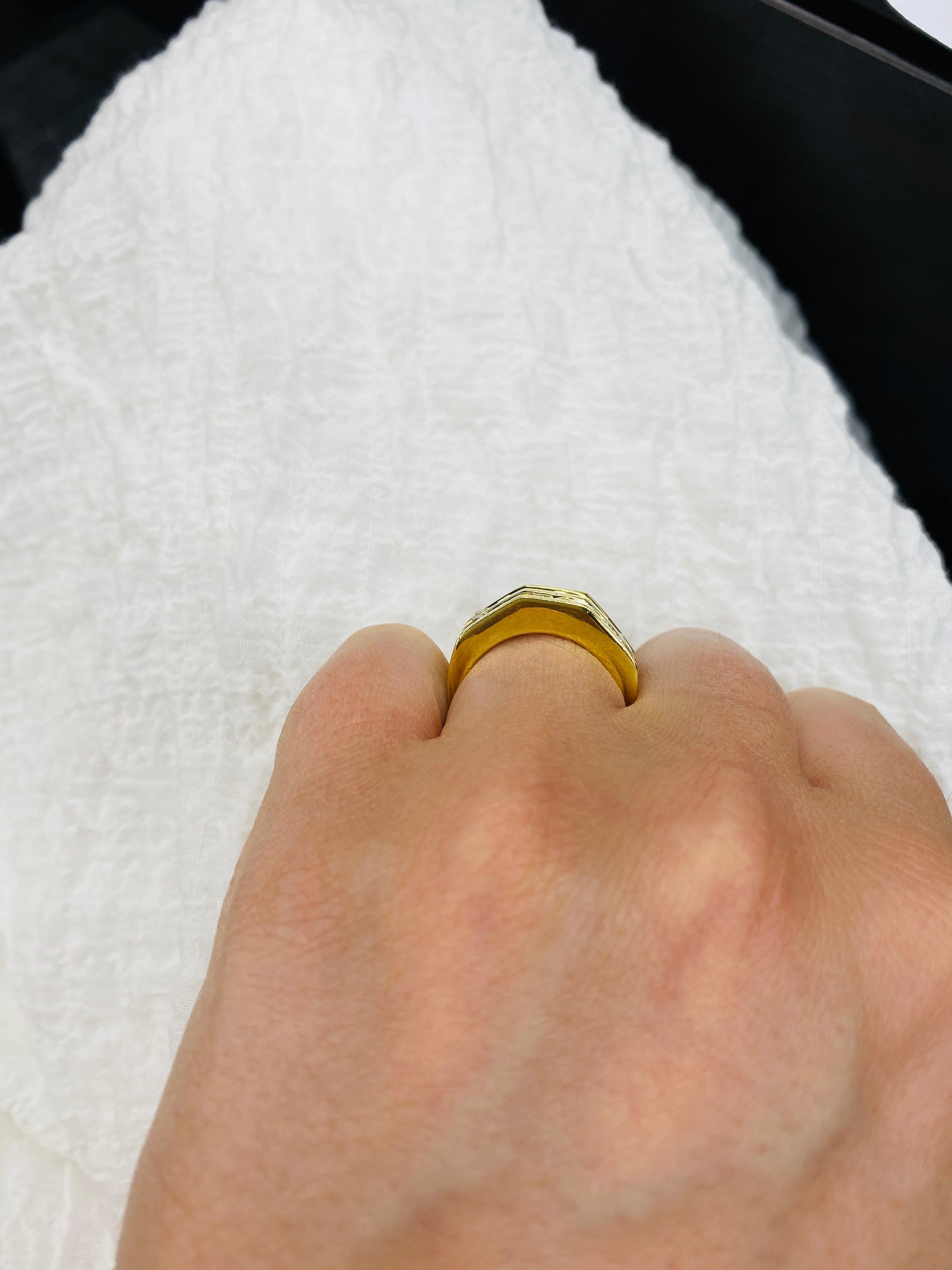 Pentagon-förmiger durchbrochener Diamantring mit Bar-Diamant 1,65 Karat 18 Karat Gelbgold 5