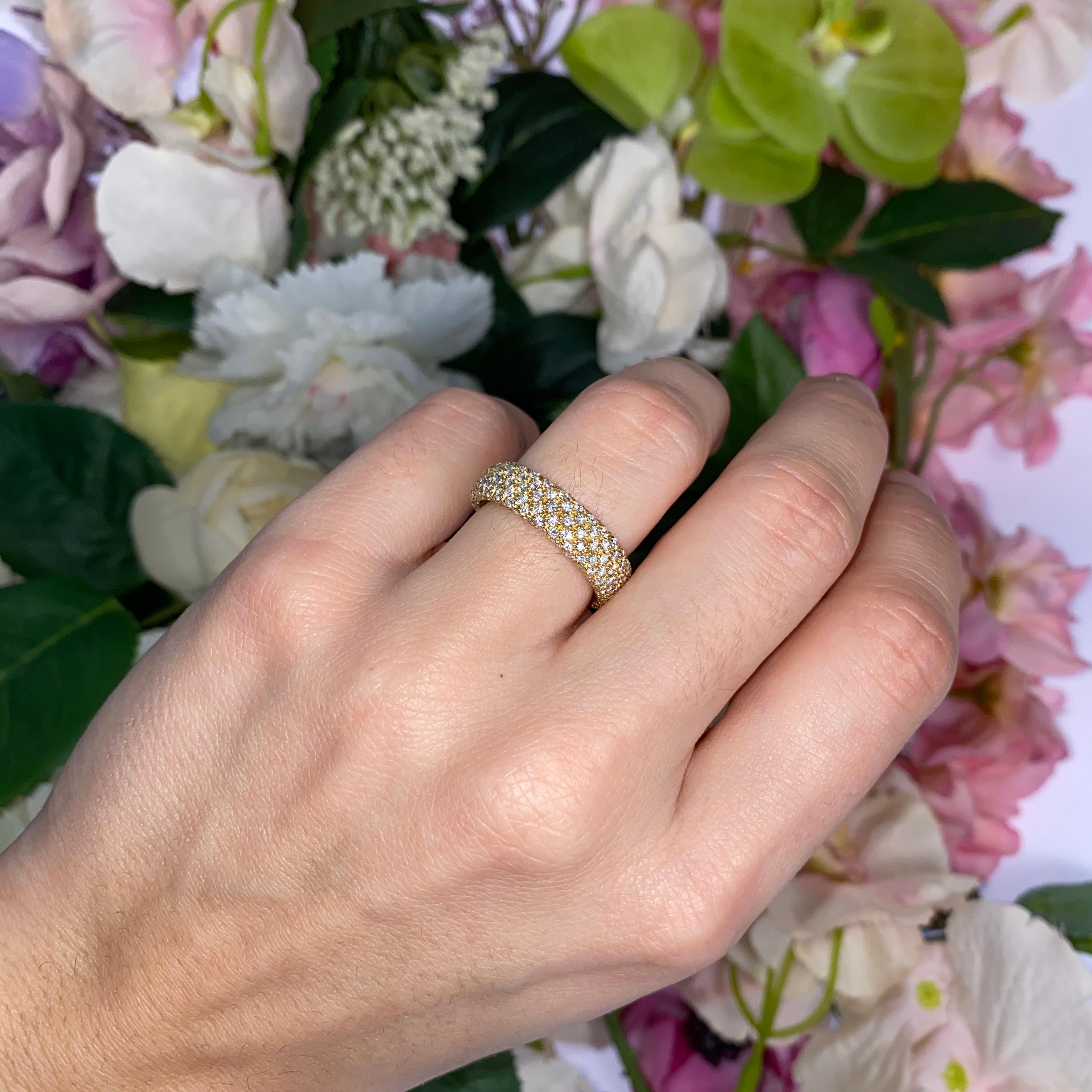 Bandeau pavé de diamants en or jaune 18K en vente 1