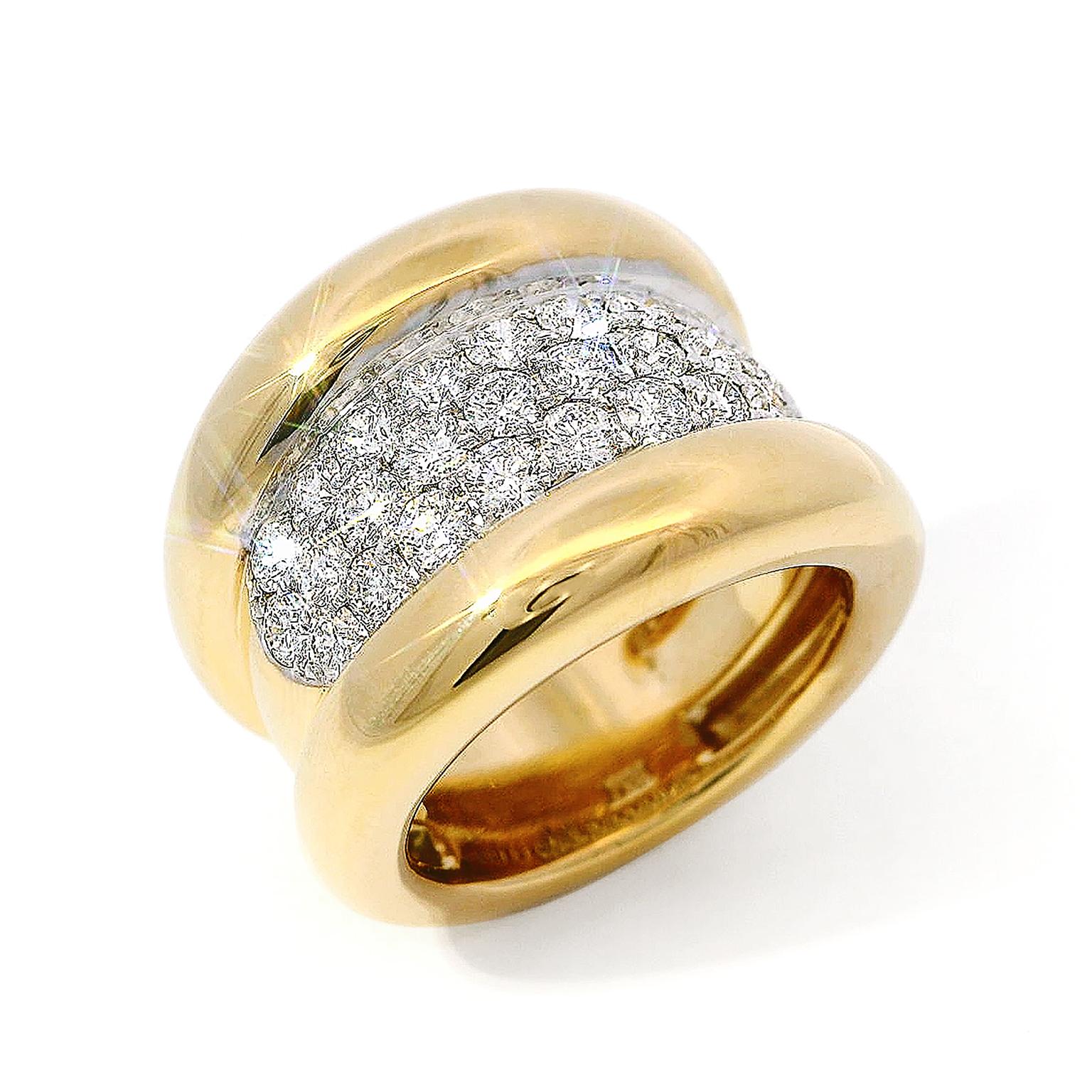 18K Yellow Gold Diamond Pave Gold Band Ring In New Condition For Sale In New York, NY