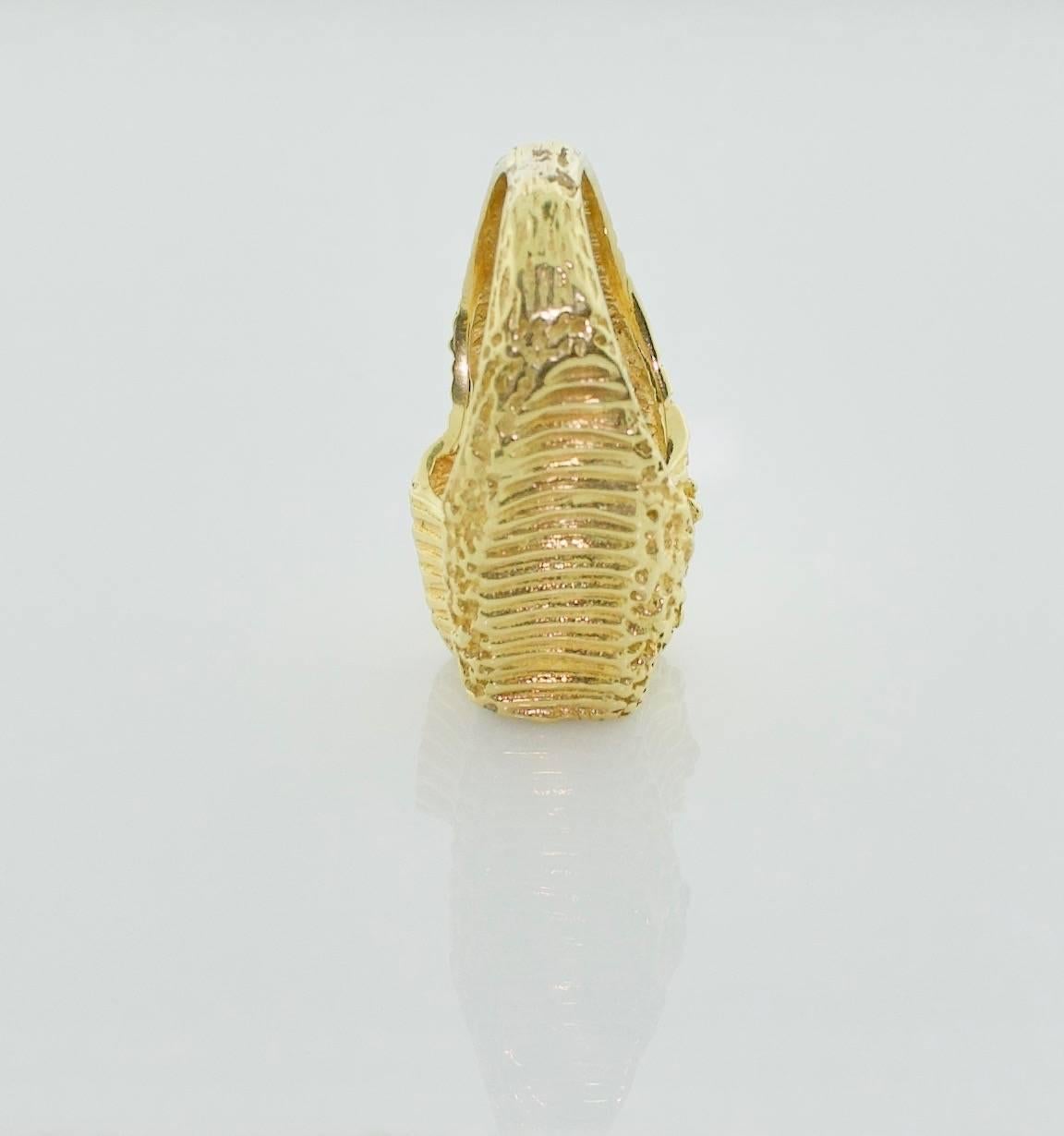 18 Karat Yellow Gold Diamond Pave Ring 1