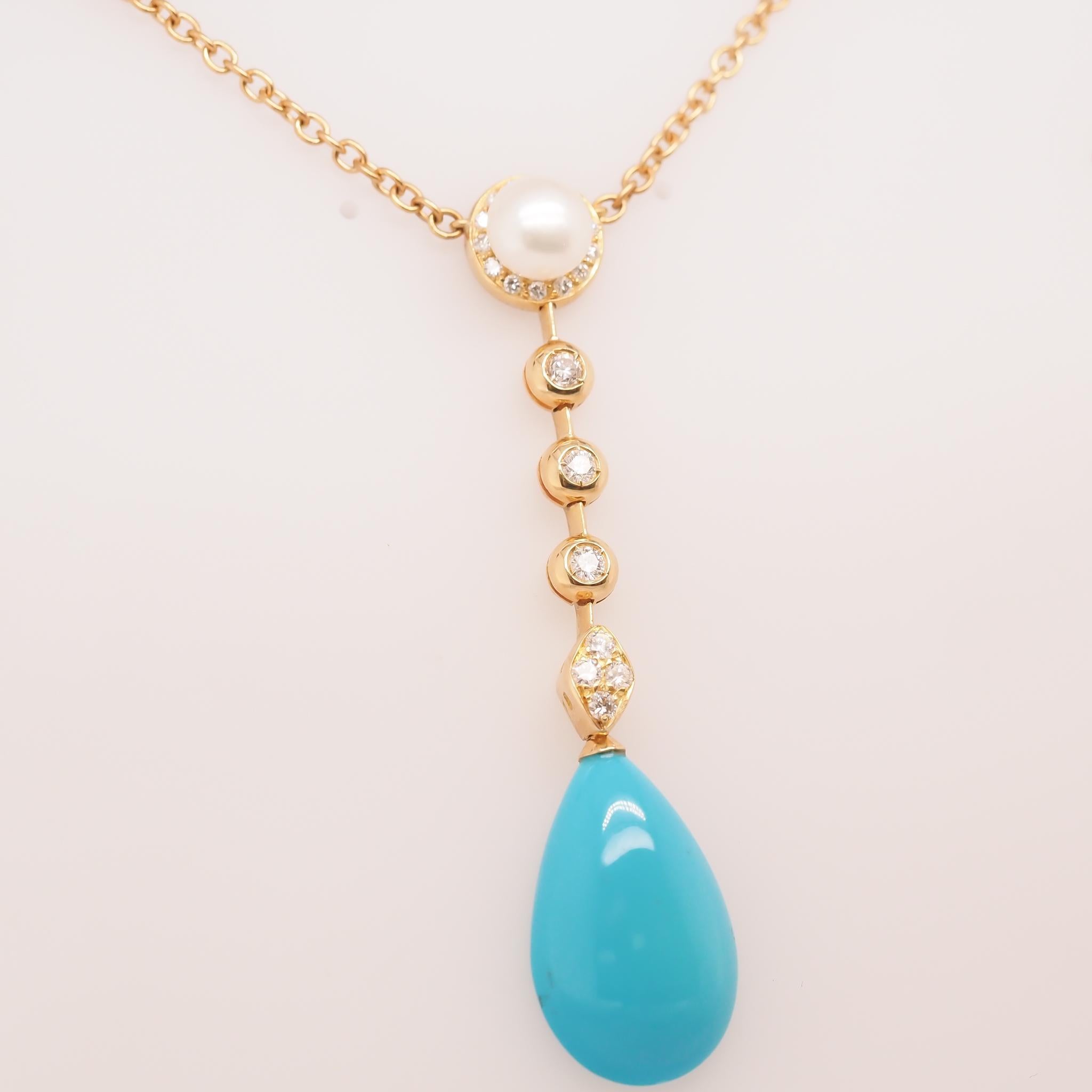 Pendentif en or jaune 18 carats avec diamant, perle et turquoise Excellent état - En vente à Atlanta, GA