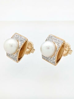 18 Karat Yellow Gold Diamond and Pearl Earrings