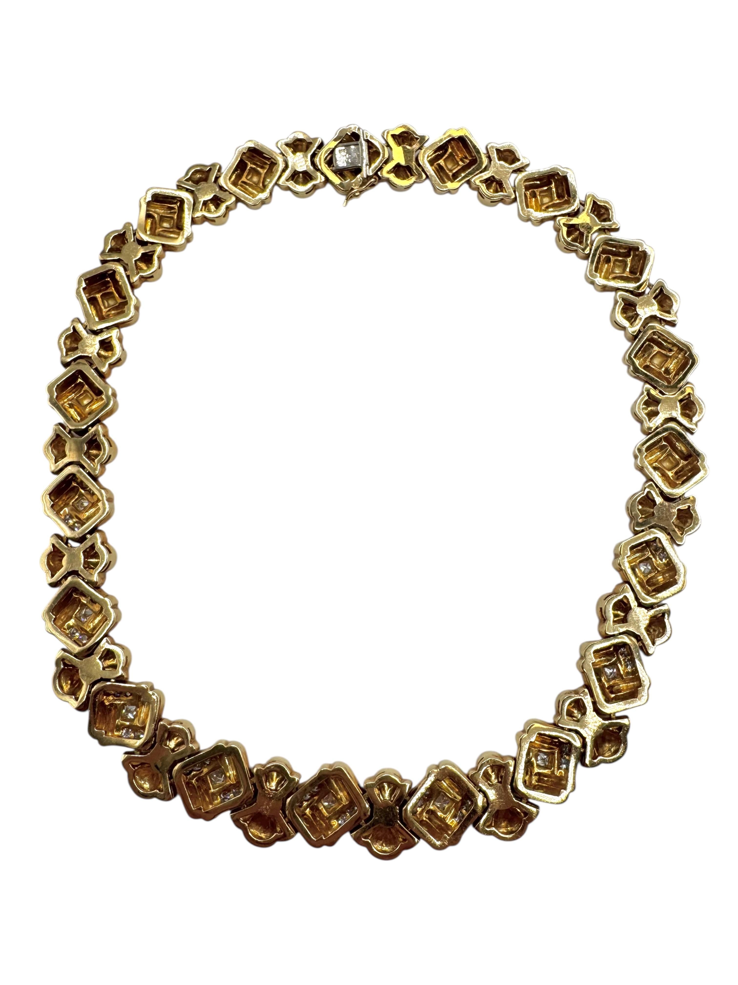 Femenino o masculino 18K Yellow Gold & Diamond Ribbon Link Choker Necklace en venta