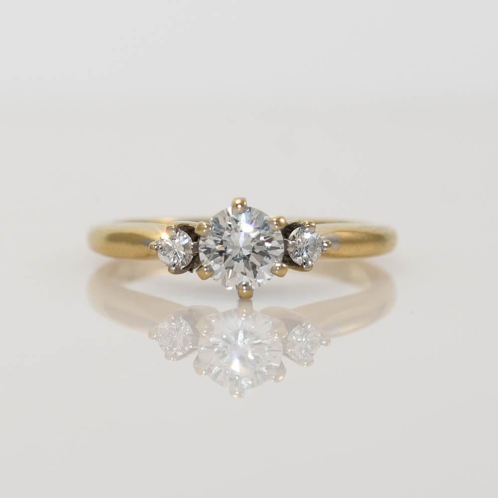 Bague en or jaune 18K avec diamant 0.55ct en vente 1