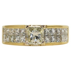 18K Yellow Gold Diamond Ring 2.00ct