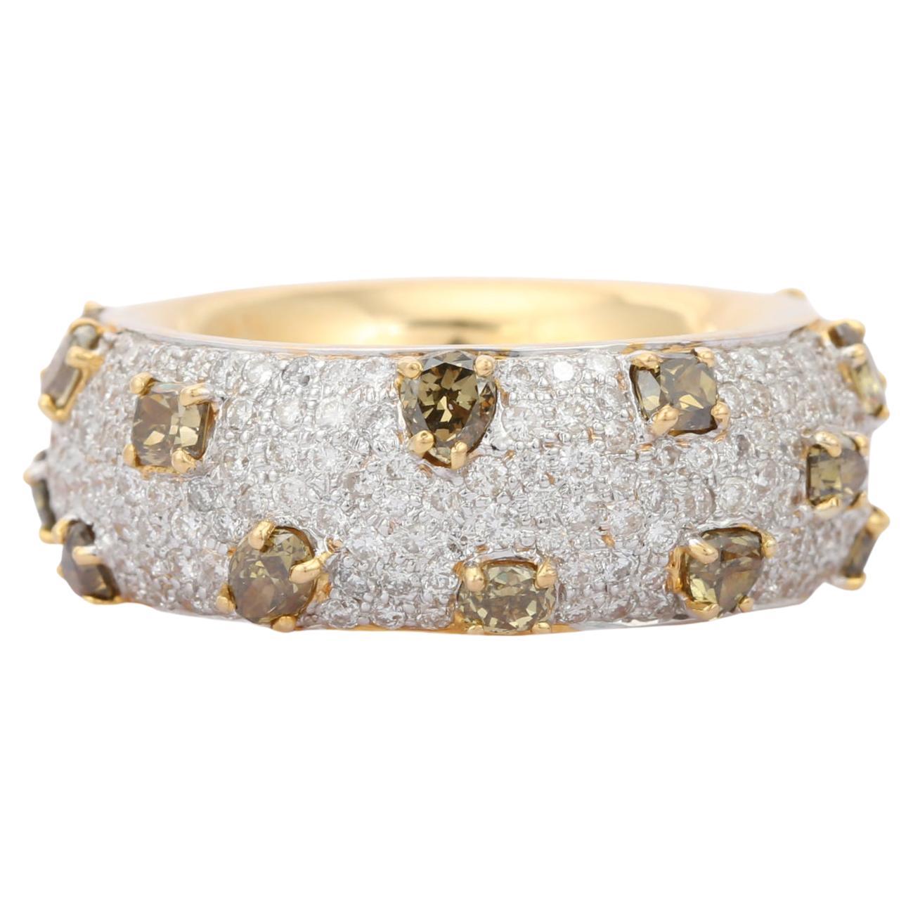 En vente :  Alliance en or jaune massif 18 carats avec diamants de 6,3 carats