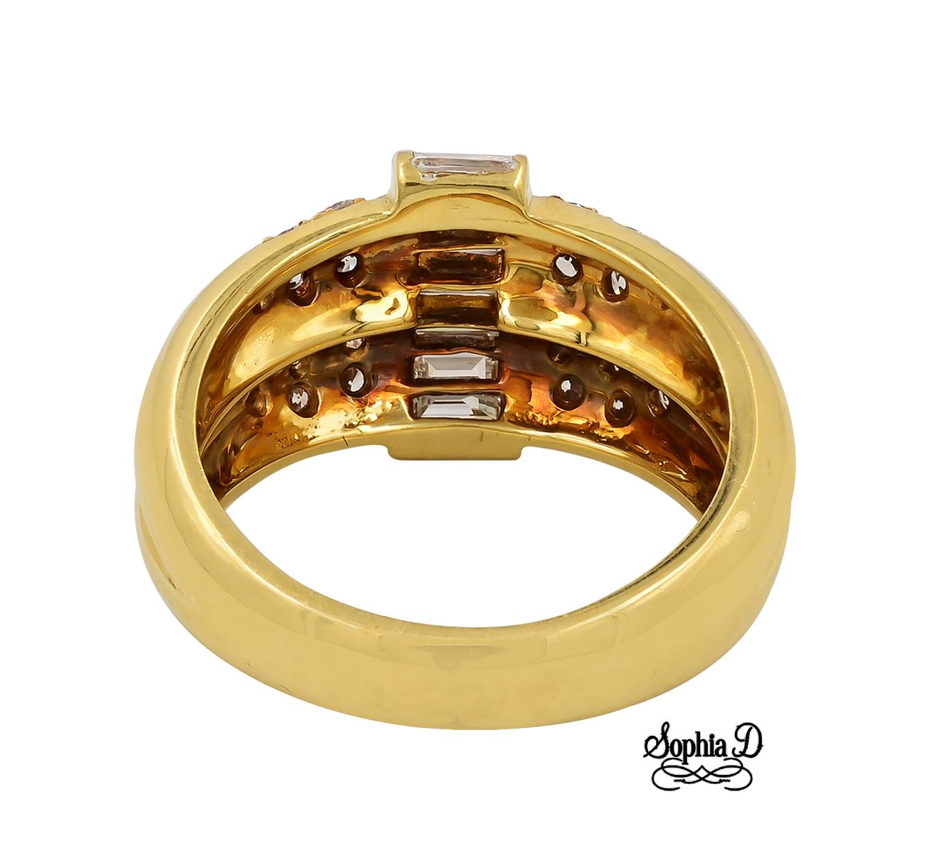 Art Deco 18K Yellow Gold Diamond Ring with Diamonds For Sale
