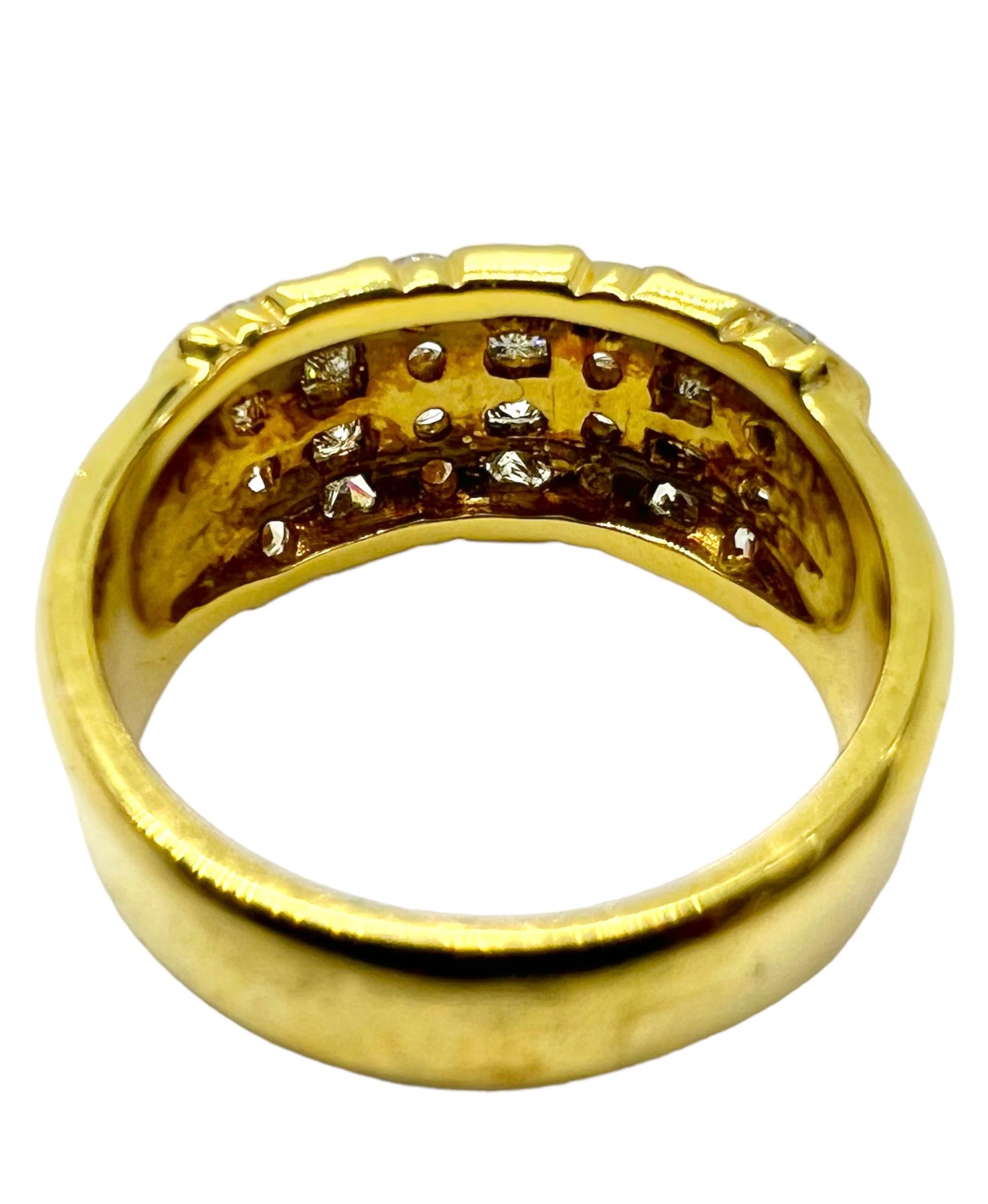 Art Deco 18K Yellow Gold Ring with Diamonds For Sale