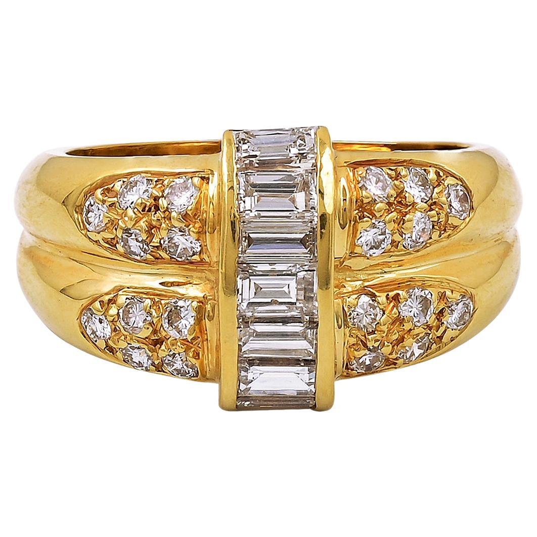 Bague en or jaune 18 carats avec diamants en vente