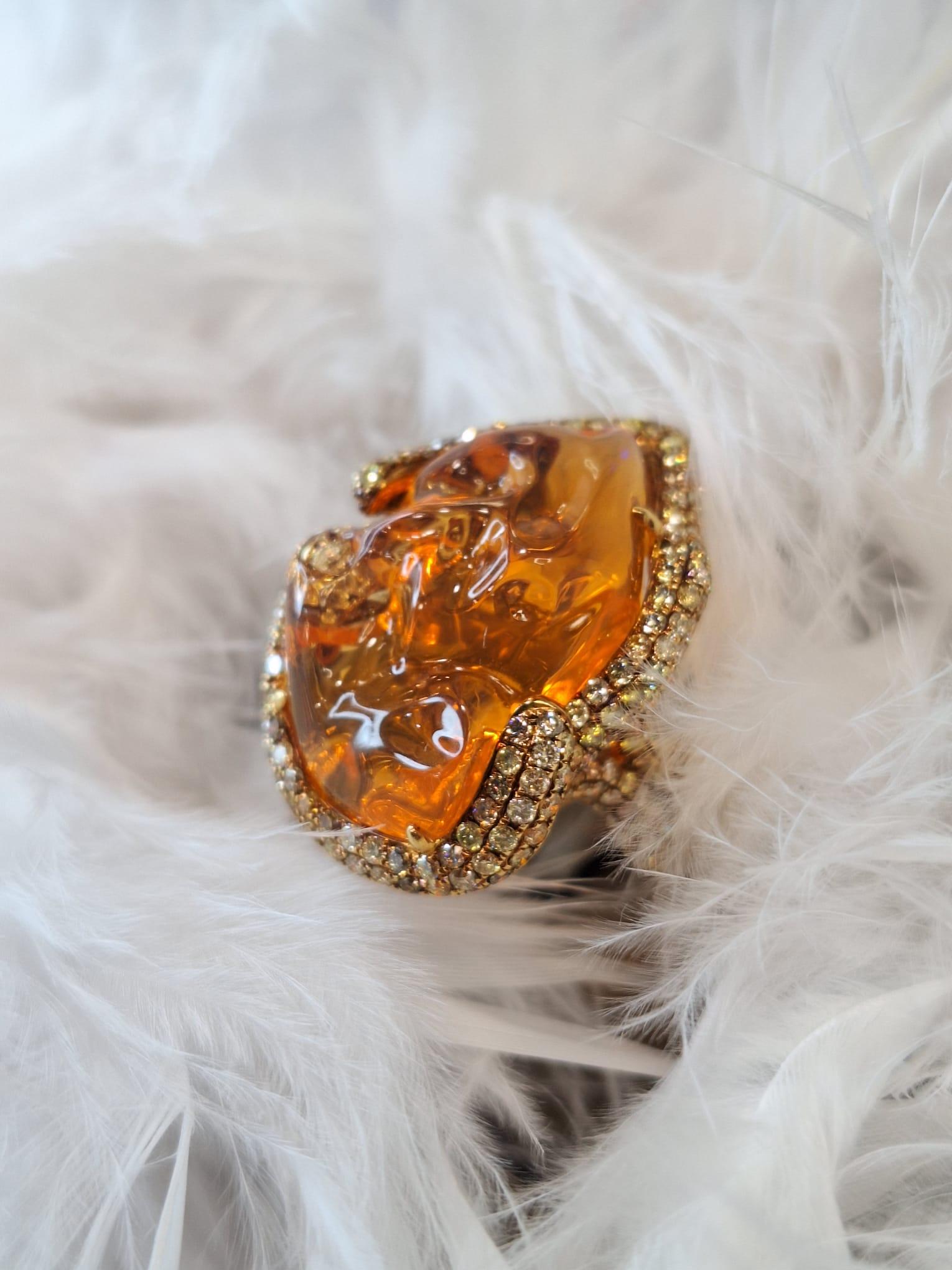 18 Karat Gelbgold Diamantring mit Opal im Angebot 6