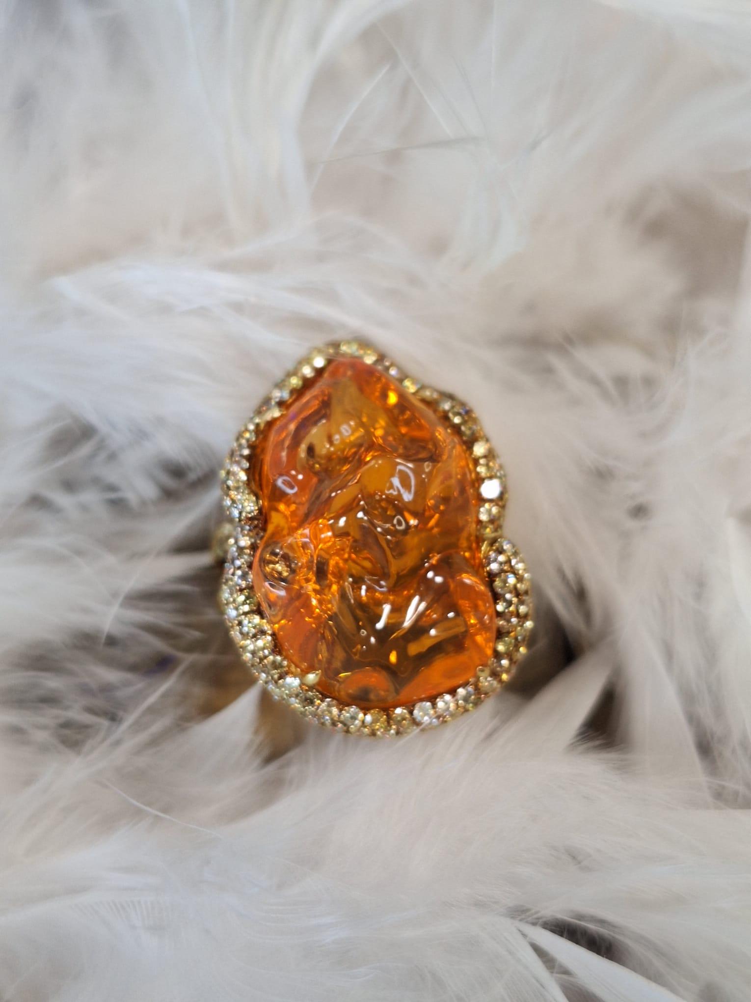 18 Karat Gelbgold Diamantring mit Opal im Angebot 7