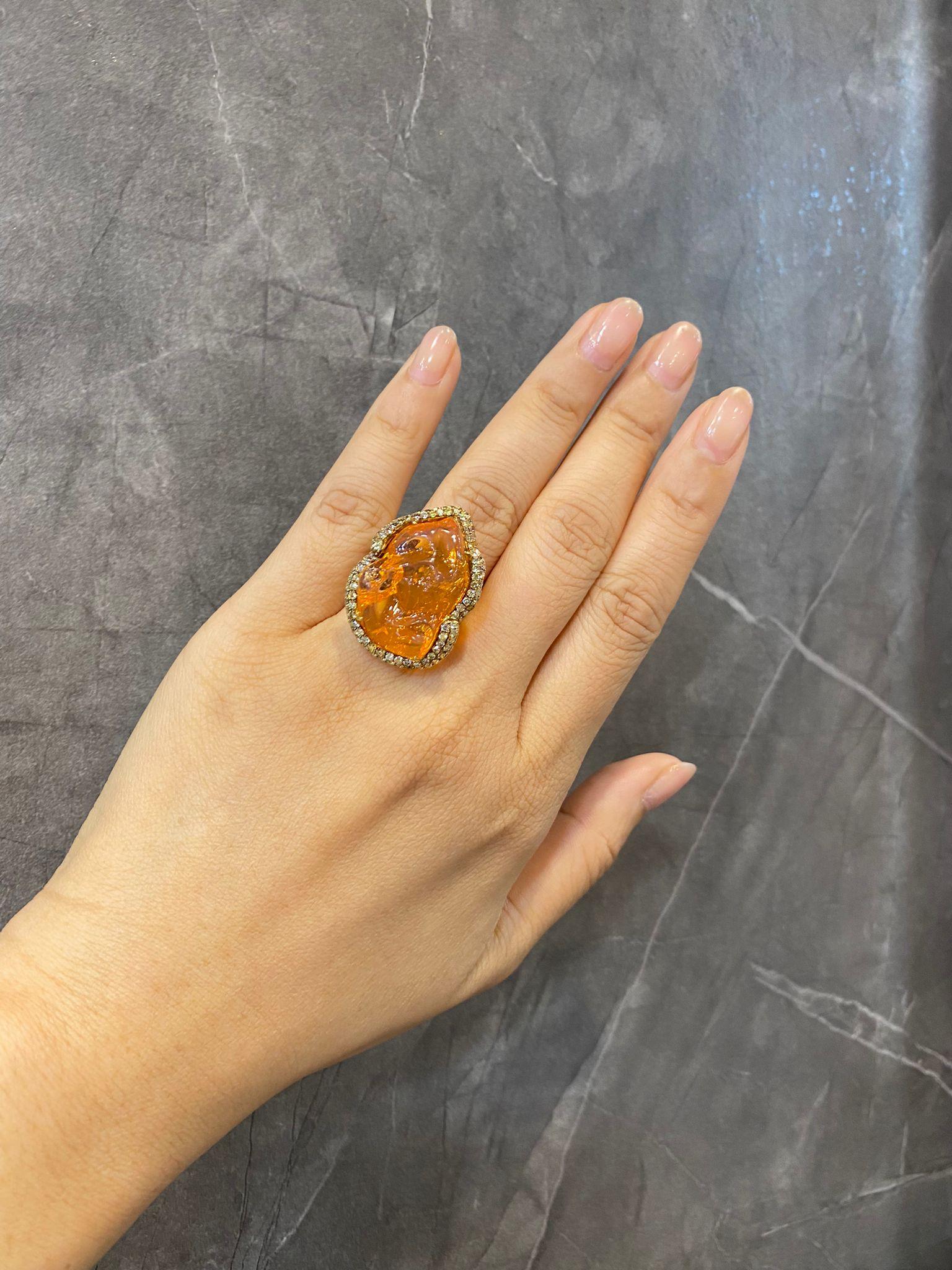 18 Karat Gelbgold Diamantring mit Opal (Moderne) im Angebot