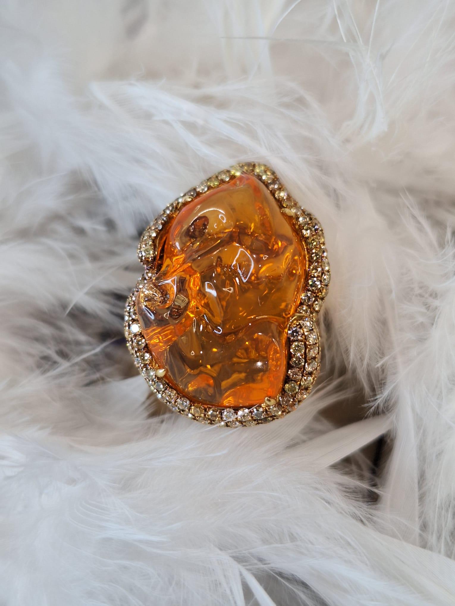 18 Karat Gelbgold Diamantring mit Opal im Angebot 2