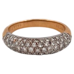 Anillo redondeado de oro amarillo de 18 quilates con diamantes de Van Cleef & Arpels