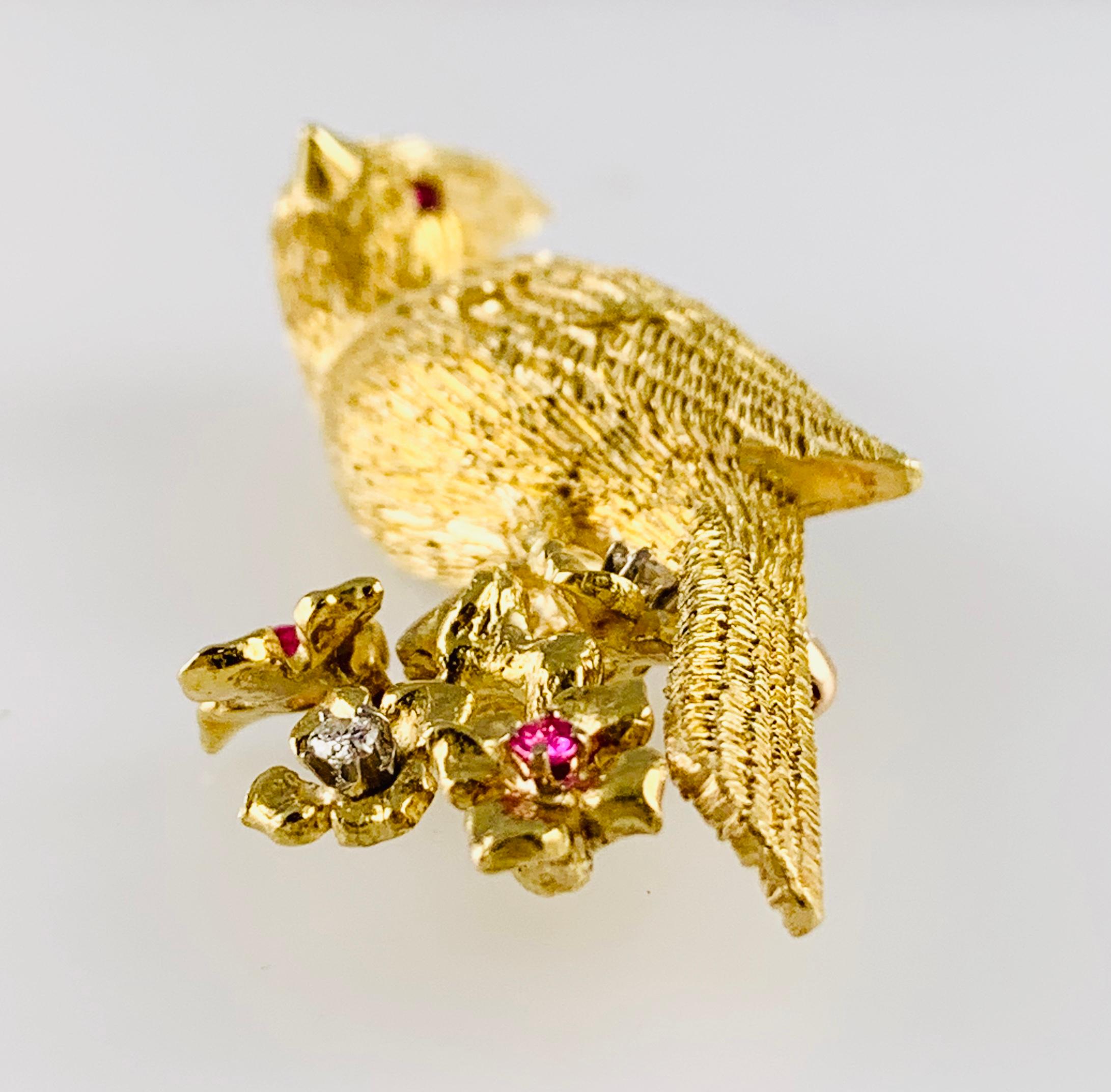 18 Karat Yellow Gold Diamond and Ruby Bird Brooch / Pin 2