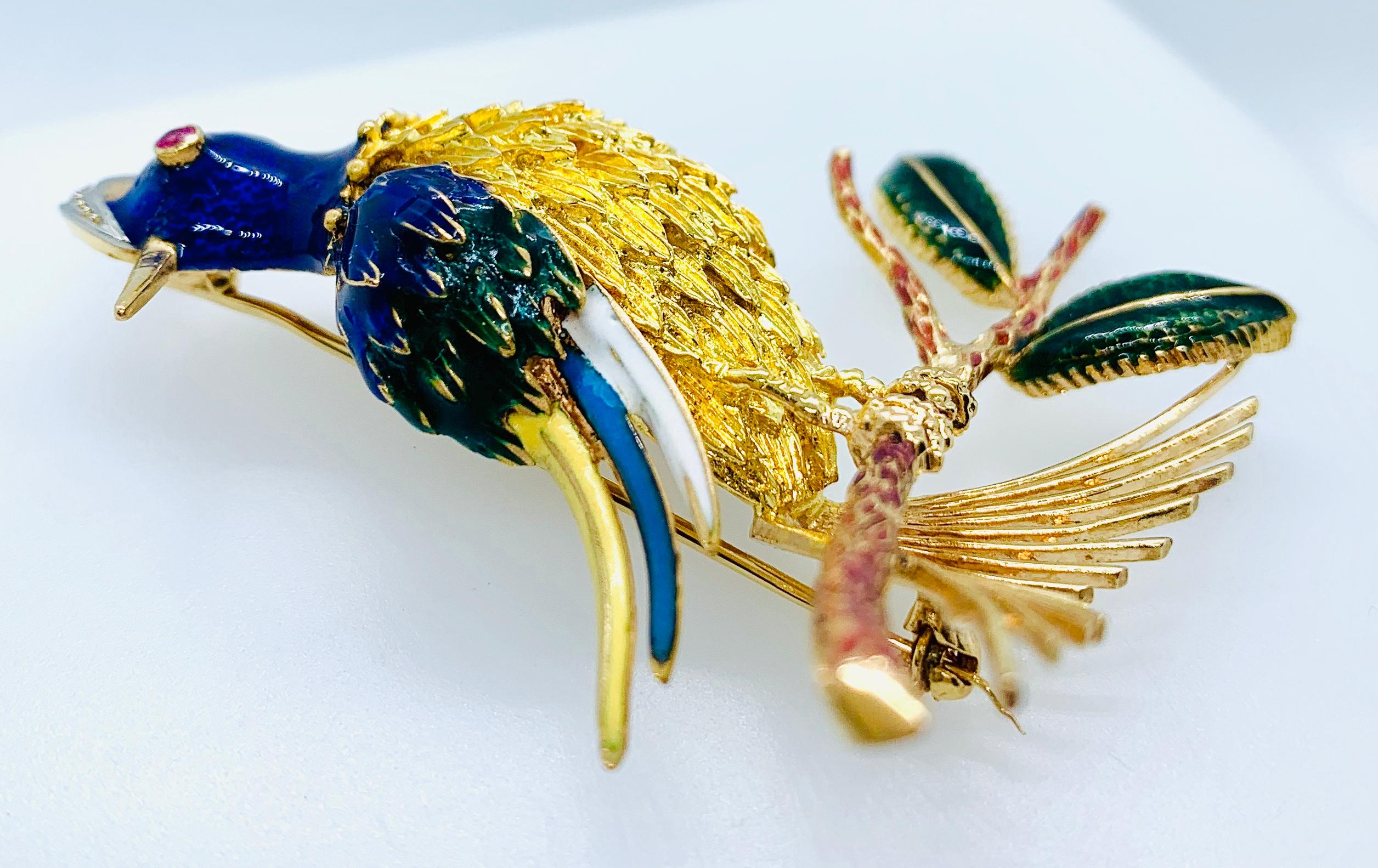 Round Cut 18 Karat Gold Diamond Ruby and Enamel Woodpecker 