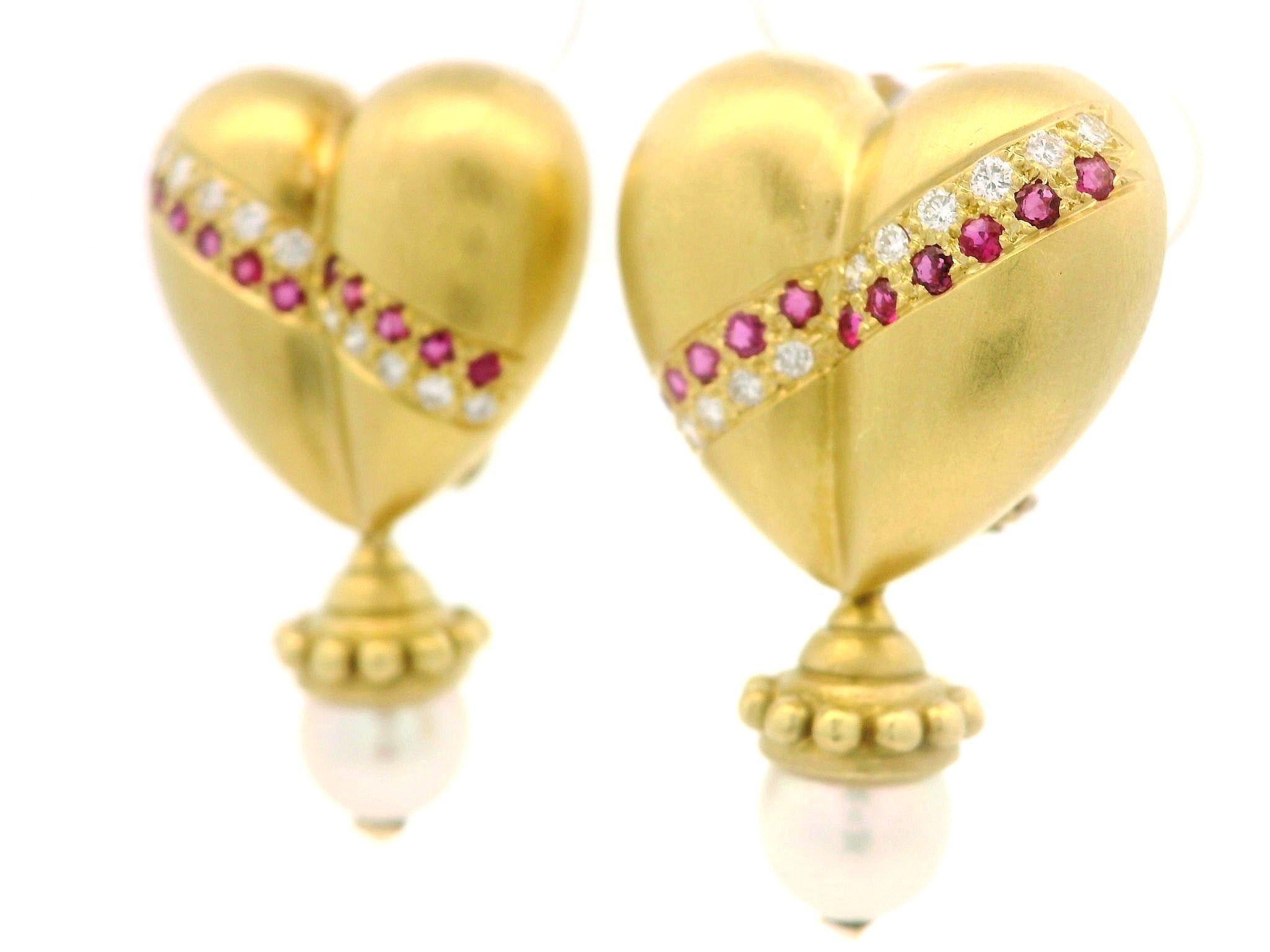 Boucles d'oreilles pendantes ou clous d'oreilles en or jaune 18k diamant rubis perle coeur soufflé en vente 5