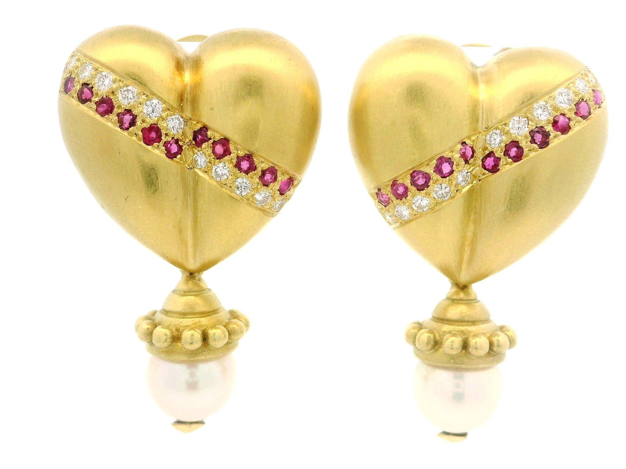 Boucles d'oreilles pendantes ou clous d'oreilles en or jaune 18k diamant rubis perle coeur soufflé en vente 4