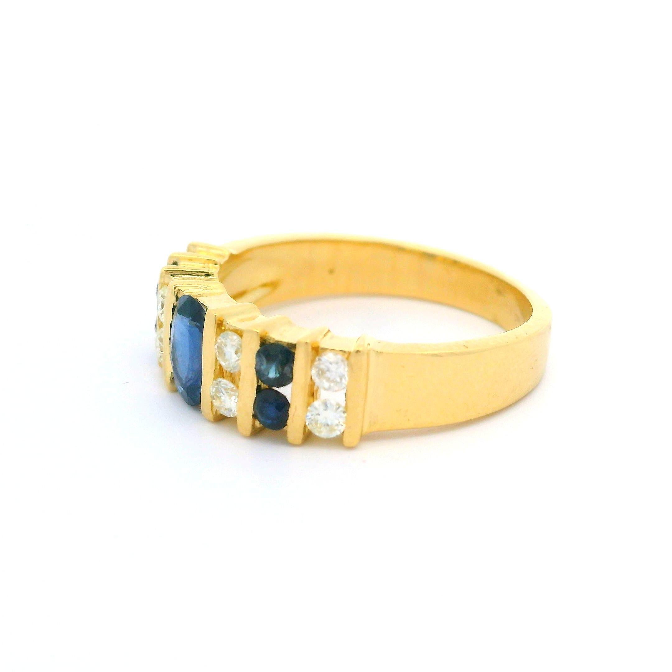 18k Yellow Gold Diamond & Sapphire Alternating Stack Band Ring For Sale 2