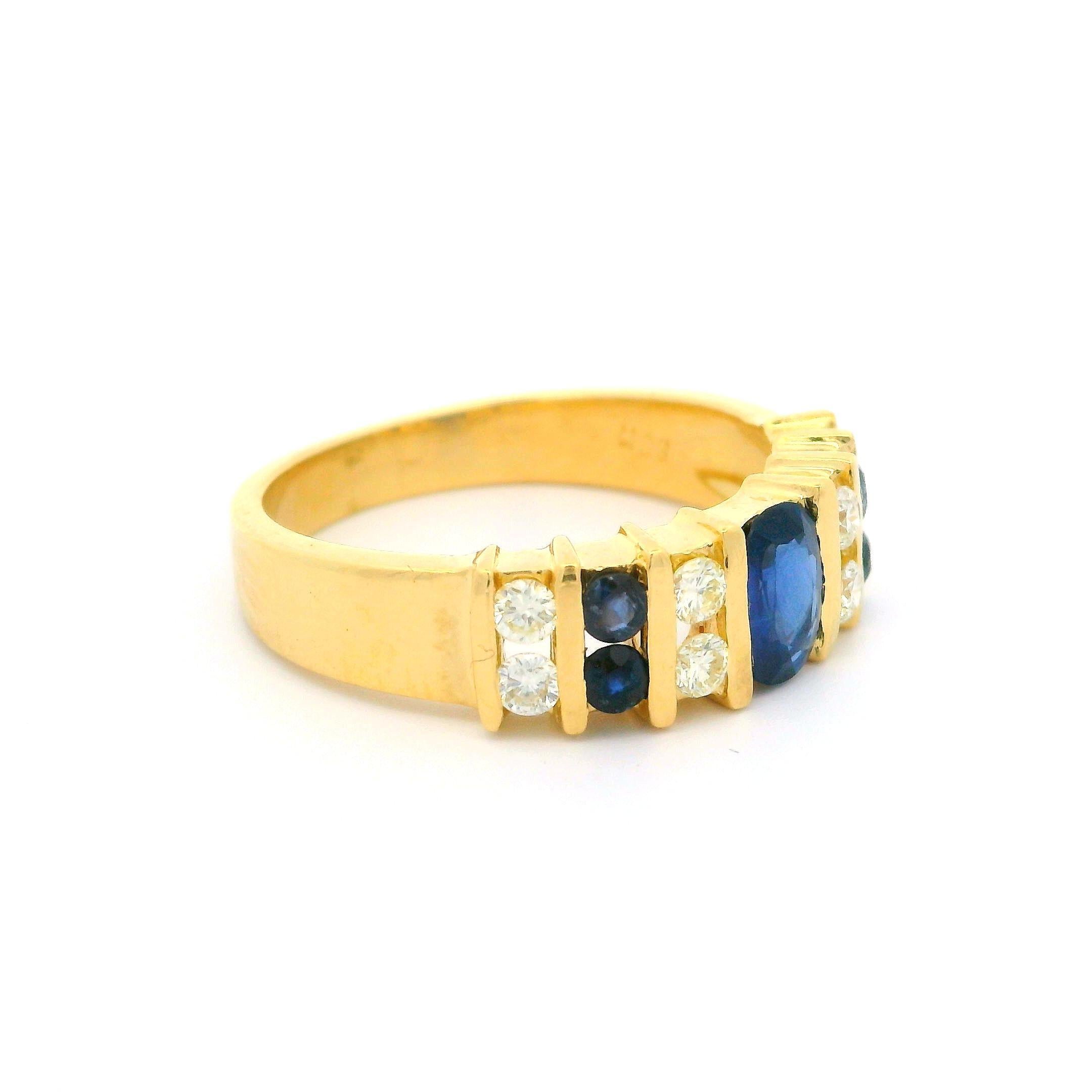 18k Yellow Gold Diamond & Sapphire Alternating Stack Band Ring For Sale 4