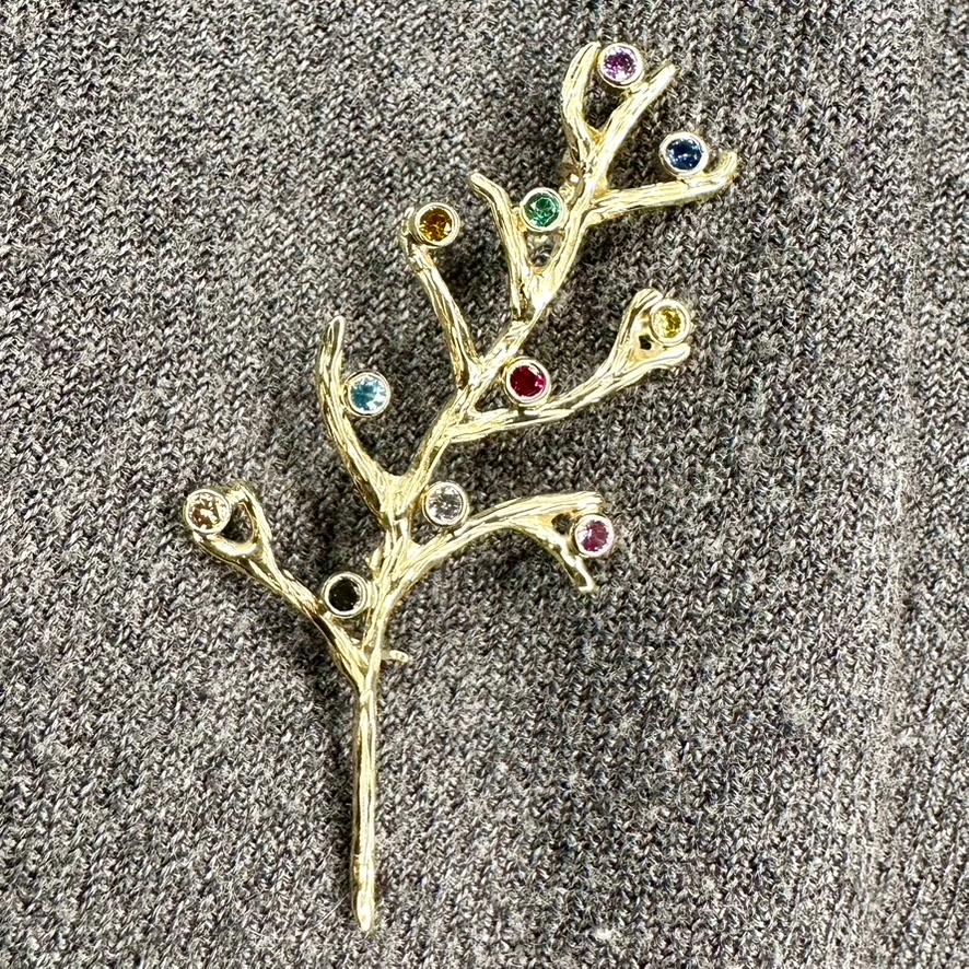 18k yellow gold, diamond, sapphire, topaz, emerald and ruby rainbow branch pin In New Condition For Sale In Seattle, WA