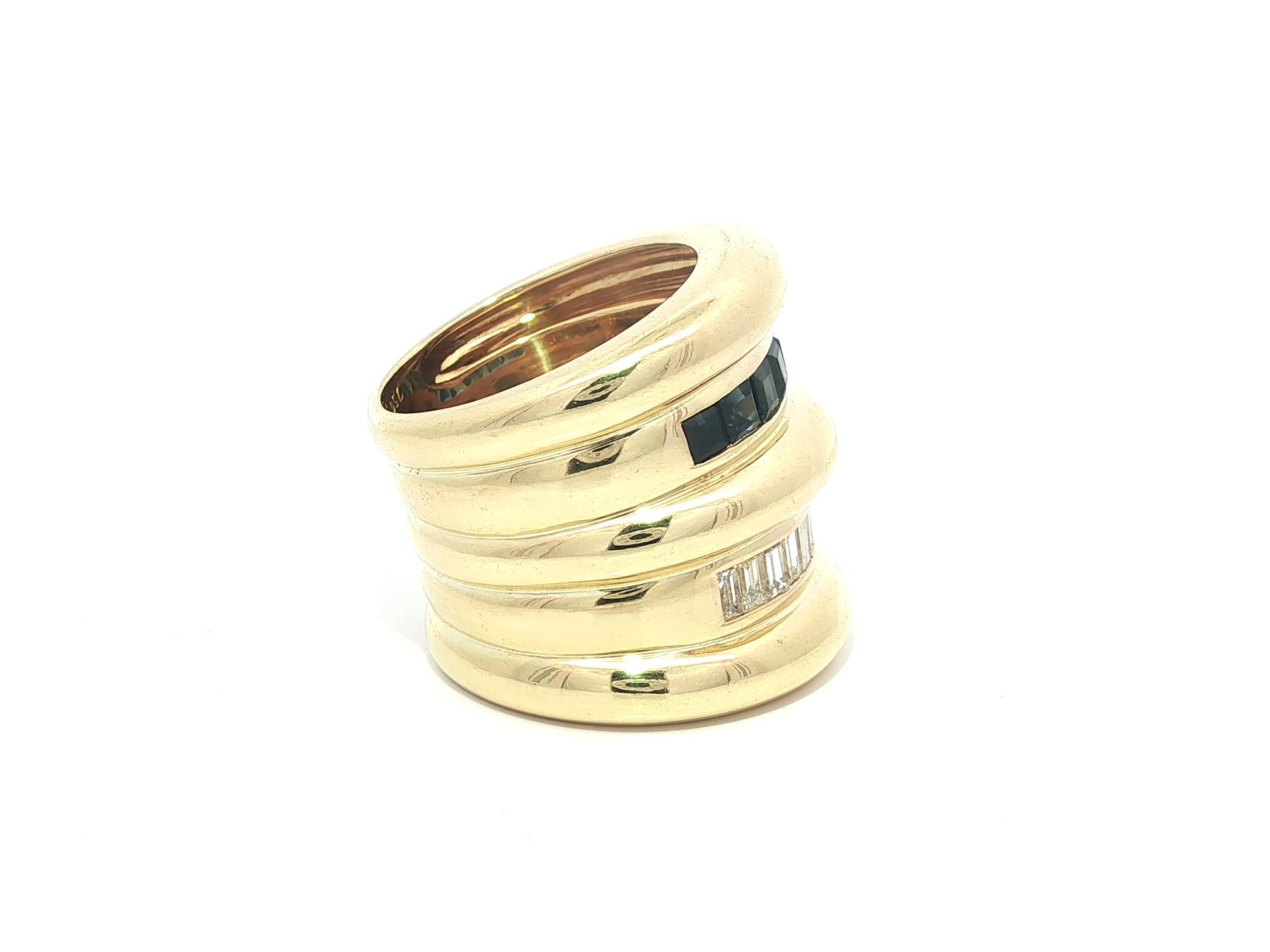 Anello a fascia con diamante e zaffiro in oro giallo 18 carati, con anello a sigaro, a dito intero e ampio in vendita 1