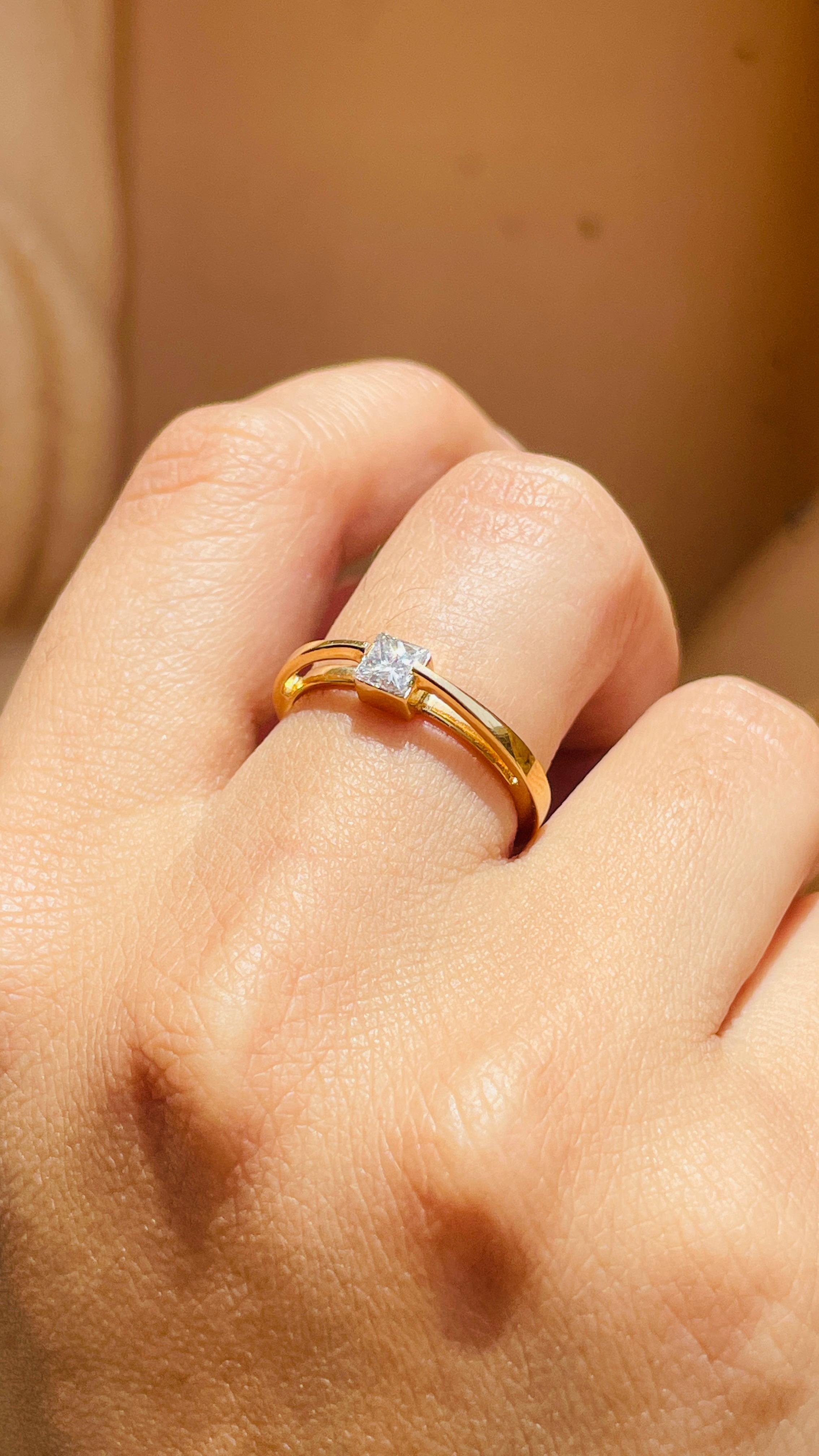 En vente :  Bague solitaire en or jaune 18 carats avec diamant naturel 9