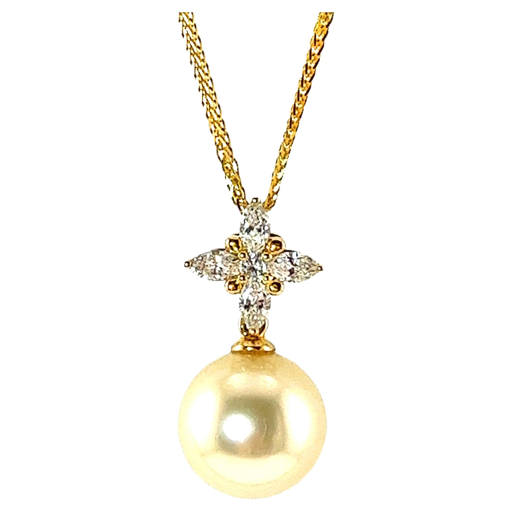 18K Yellow Gold Diamond Star & South Sea Golden Pearl Pendant Necklace