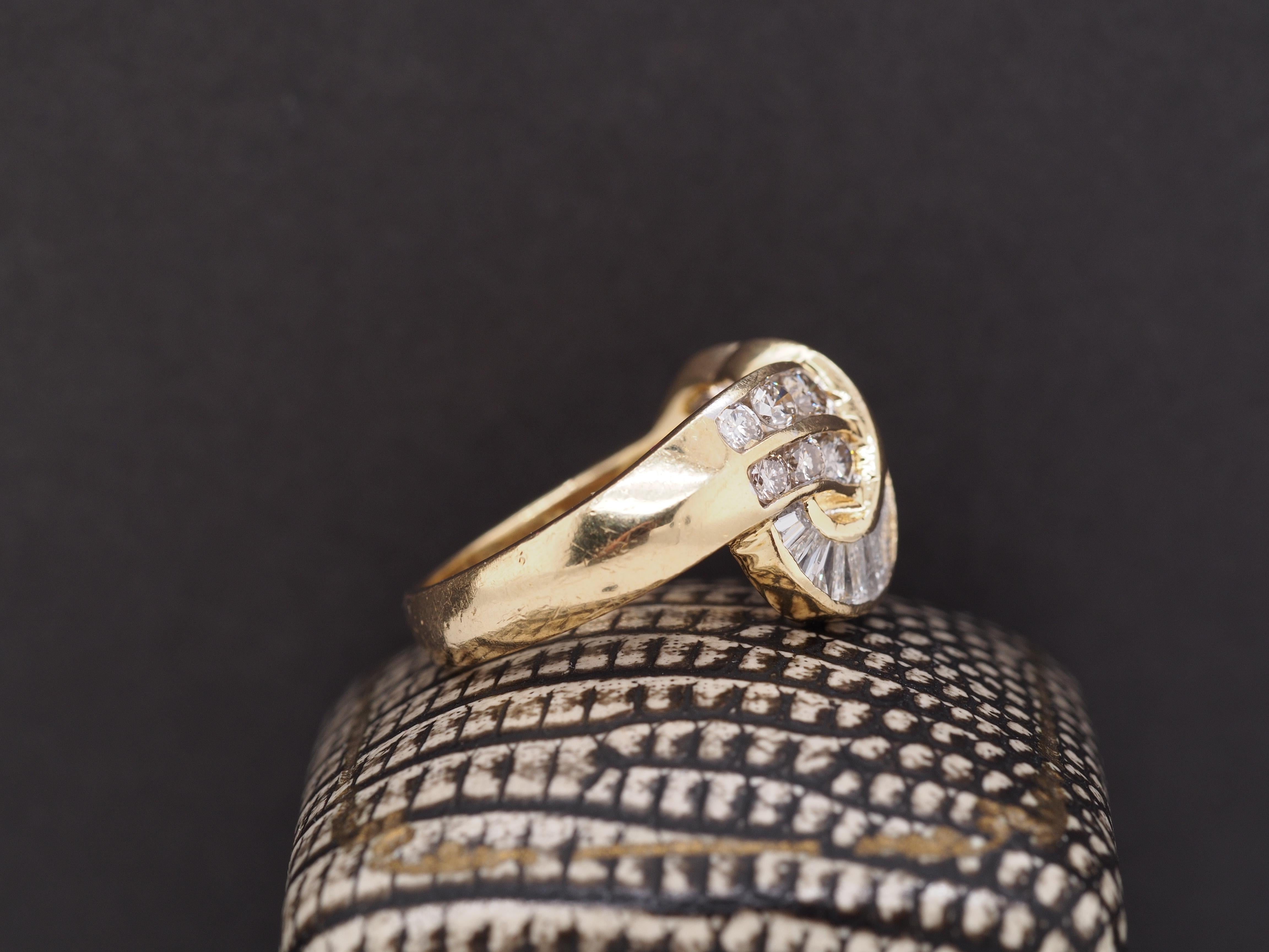 Contemporary 18K Yellow Gold Diamond Swirl Cocktail Ring For Sale