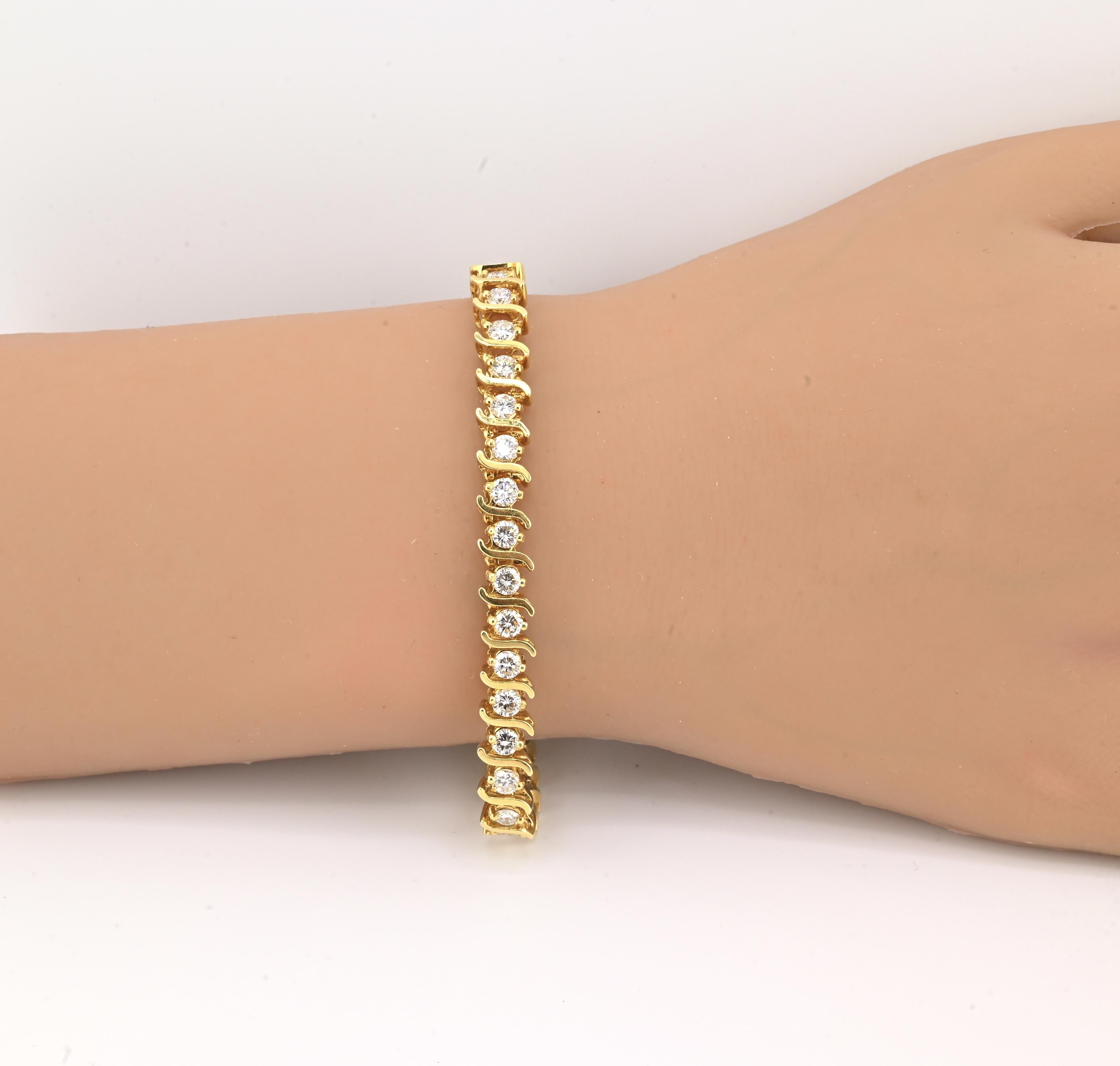 Bracelet de tennis en or jaune 18K avec diamants • 23.31g • 35 diamants naturels Unisexe en vente