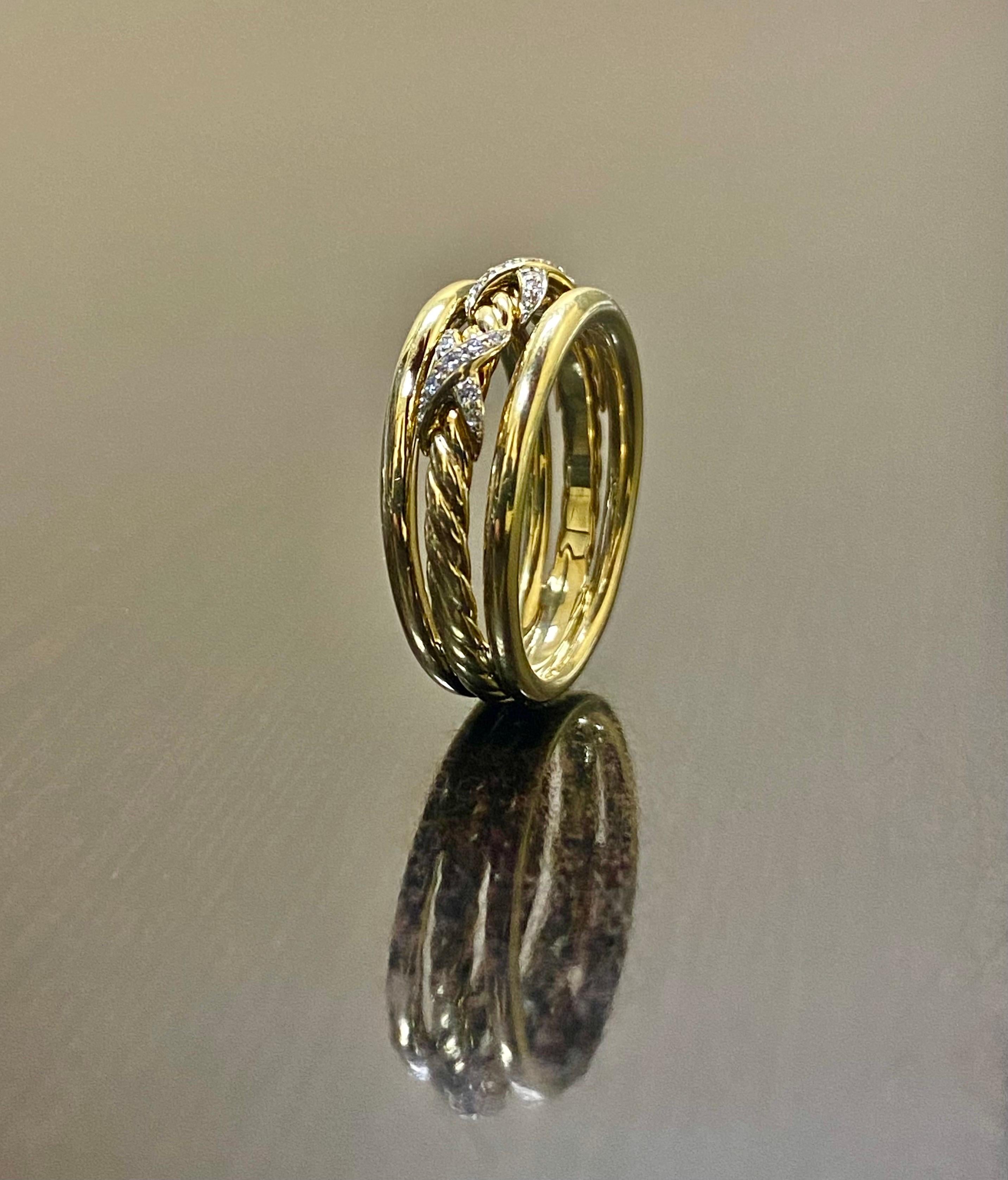DeKara Design Designer Collection'S

Metall- 18K Gelbgold, .750.

Steine- 31 runde Diamanten F-G Farbe VS2 Klarheit 0,21 Karat.

Authentische David Yurman 18K Gelbgold Diamond Three X Diamond Ring von der Crossover Collection'S. Der Ring besteht aus